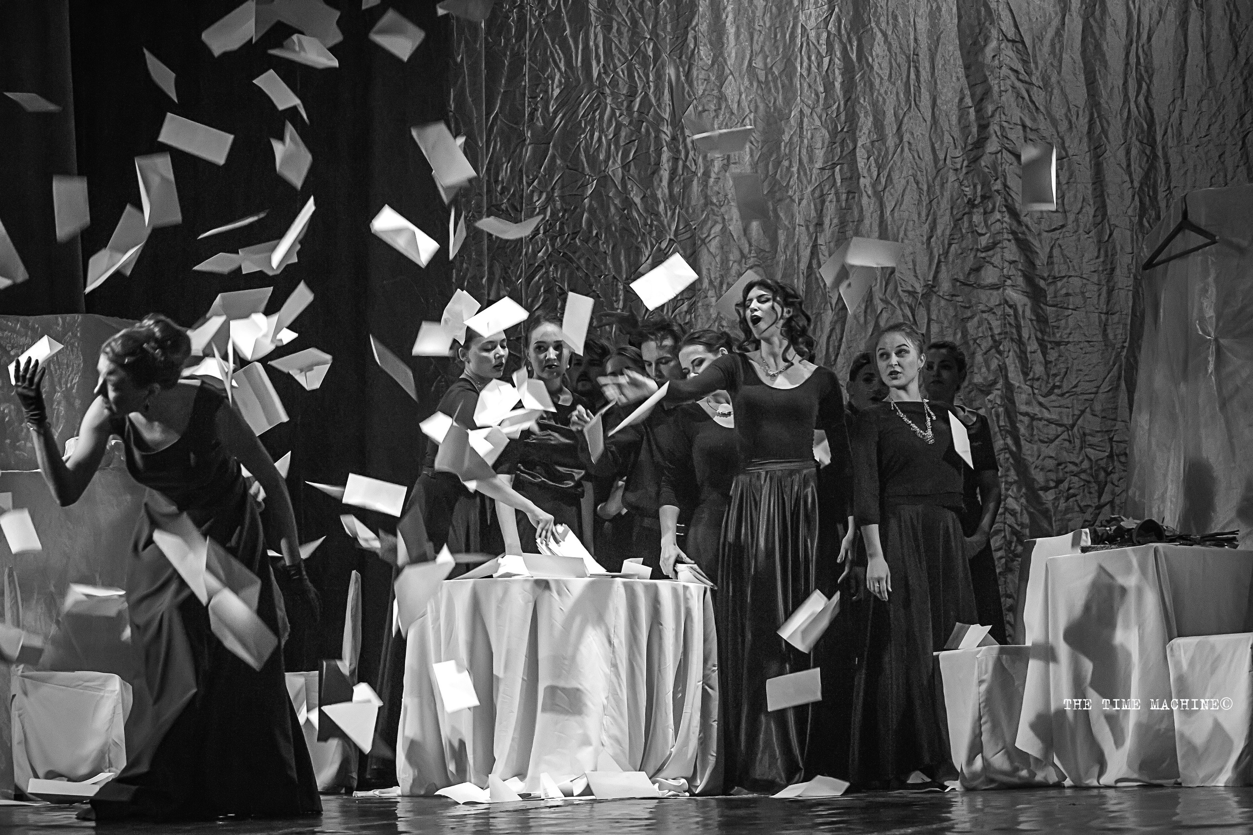 ТЕАТР. Фотограф для маркетплейсов Михаил Бове