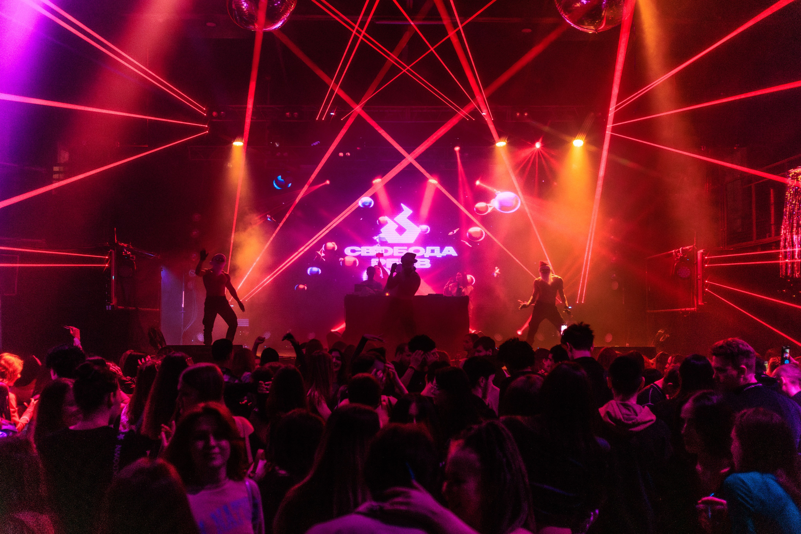 Девичник Winter Edition. Репортажный фотограф Екатеринбург | Яркий, качественный репортаж | Концерты, клубы, репортаж, праздники, корпоративы