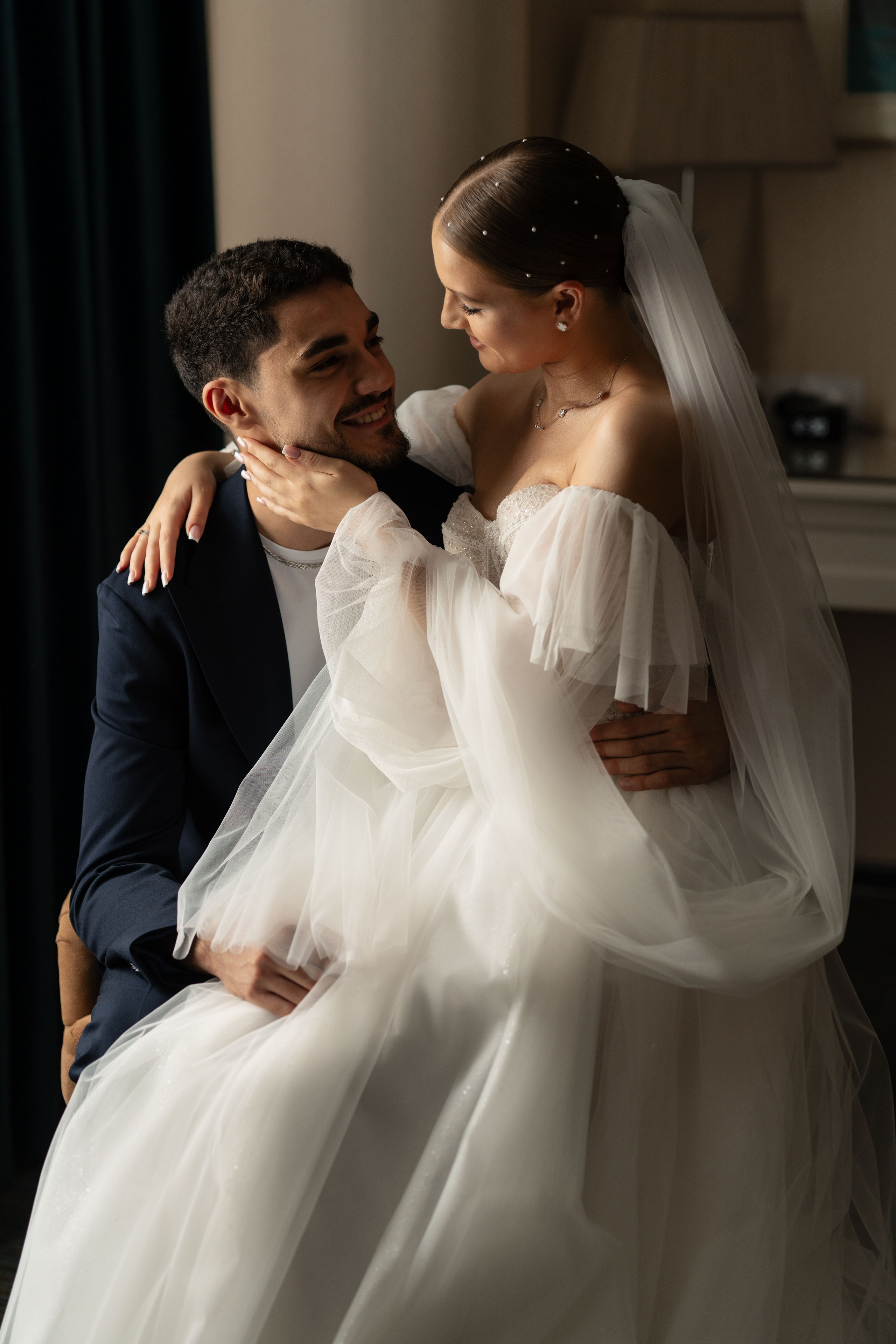 Свадебная фотосессия в интерьере, апартаменты/отель. Главная