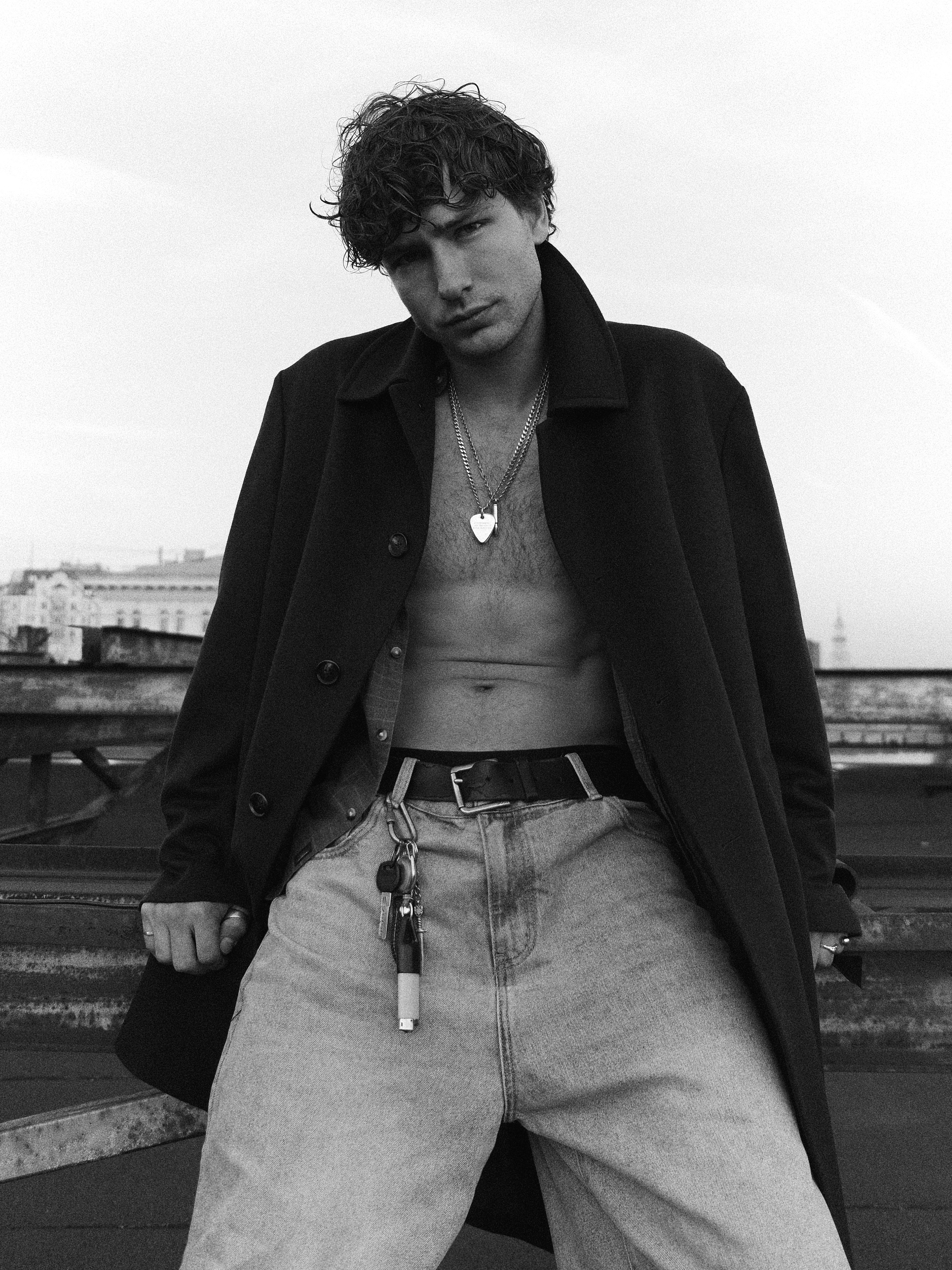 Il. Photographer Mary Sergo