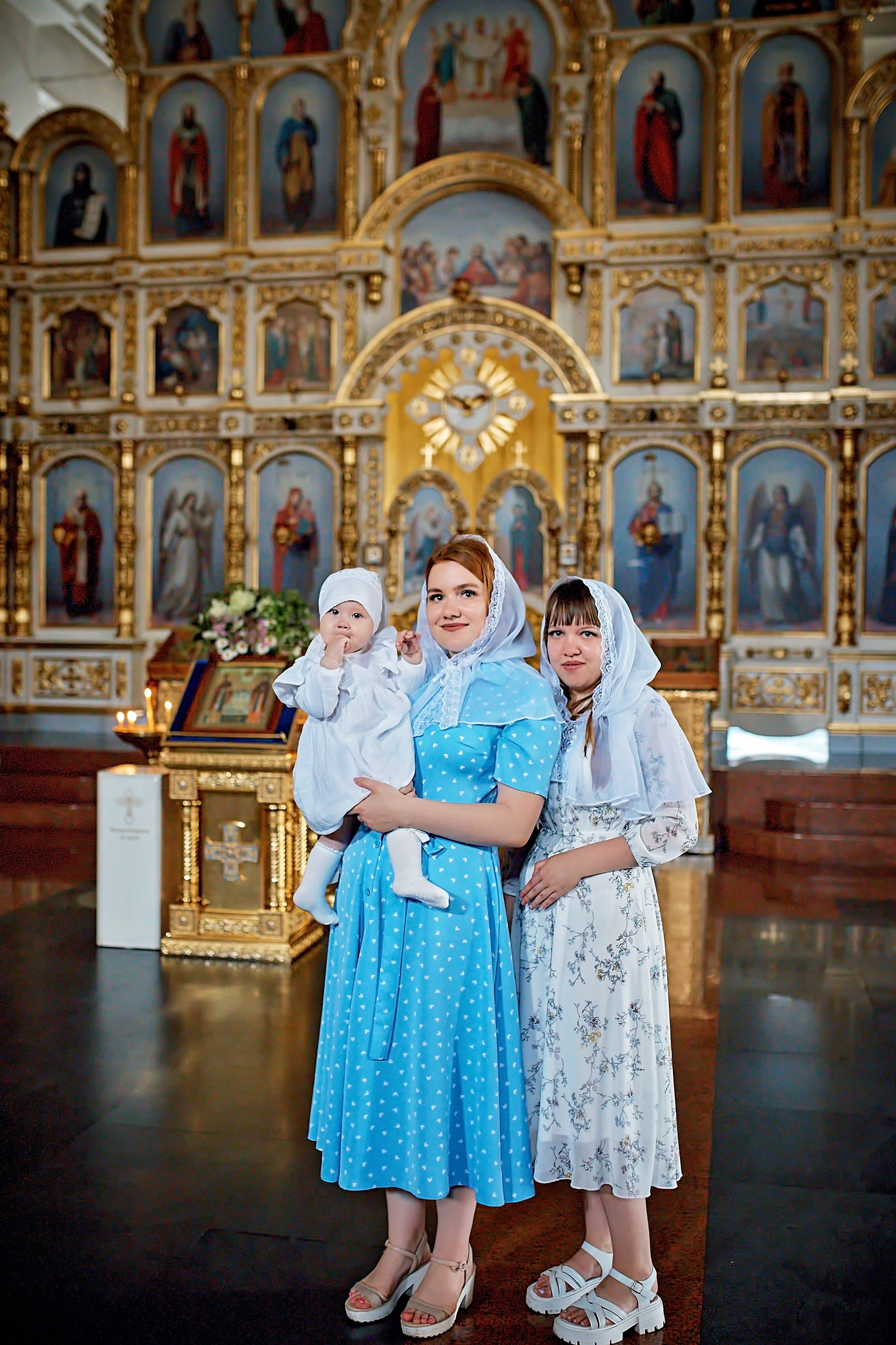 Таинство Крещения Василисы храм Д. Ростовского. Фотограф на Крещение и Венчание в Барнауле