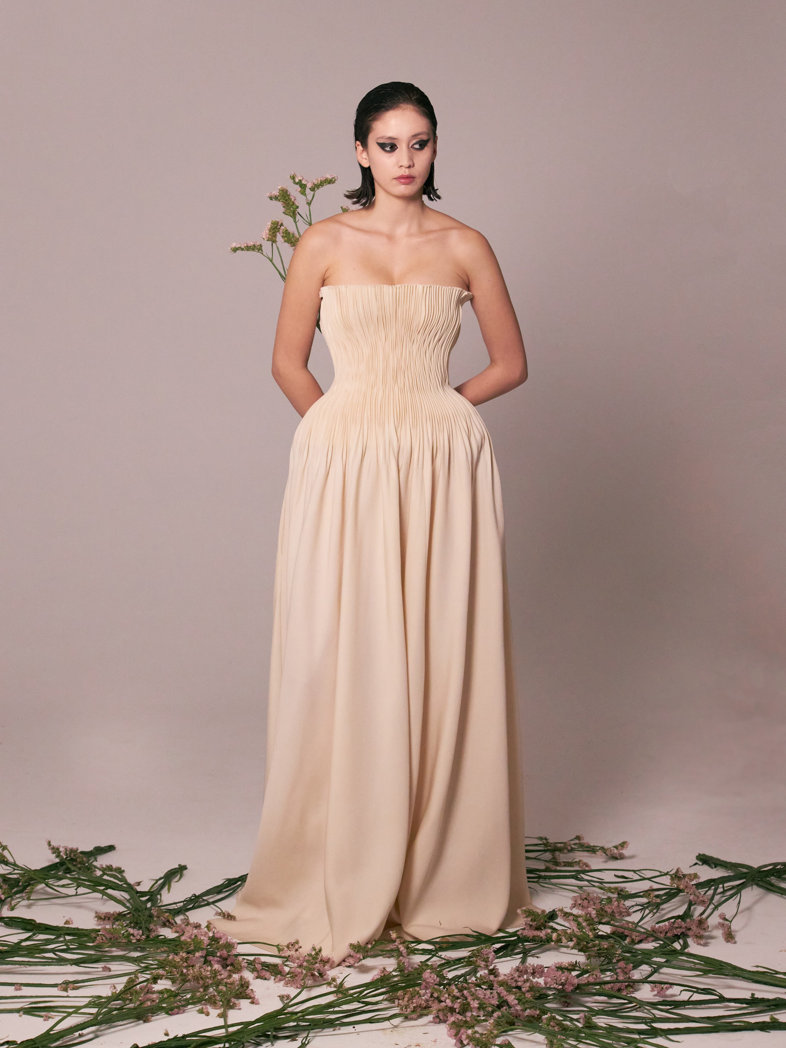 Весенняя съёмка для бренда с живыми цветами. Анна Потявина. Фотограф Москва