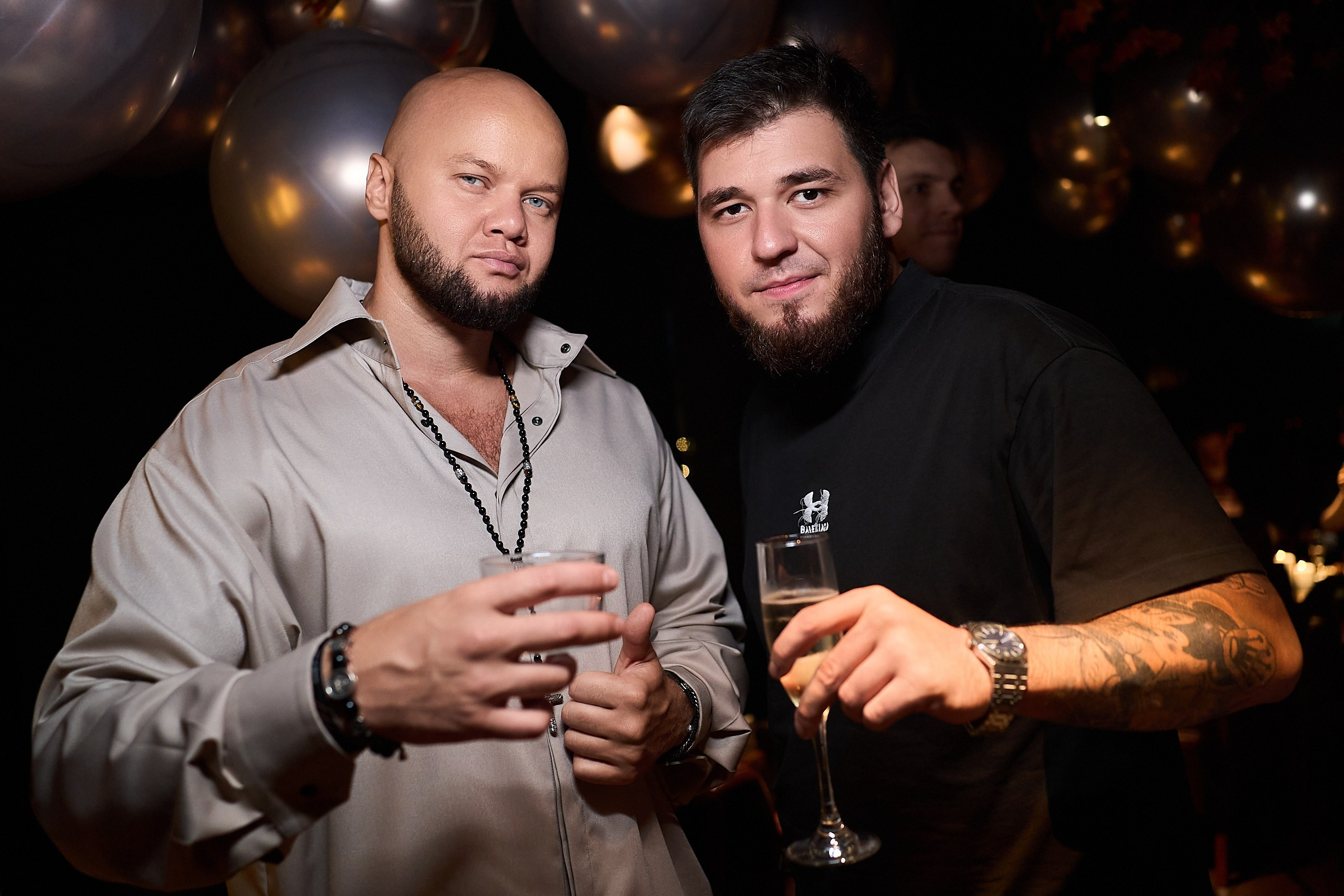 Black silk. Главная