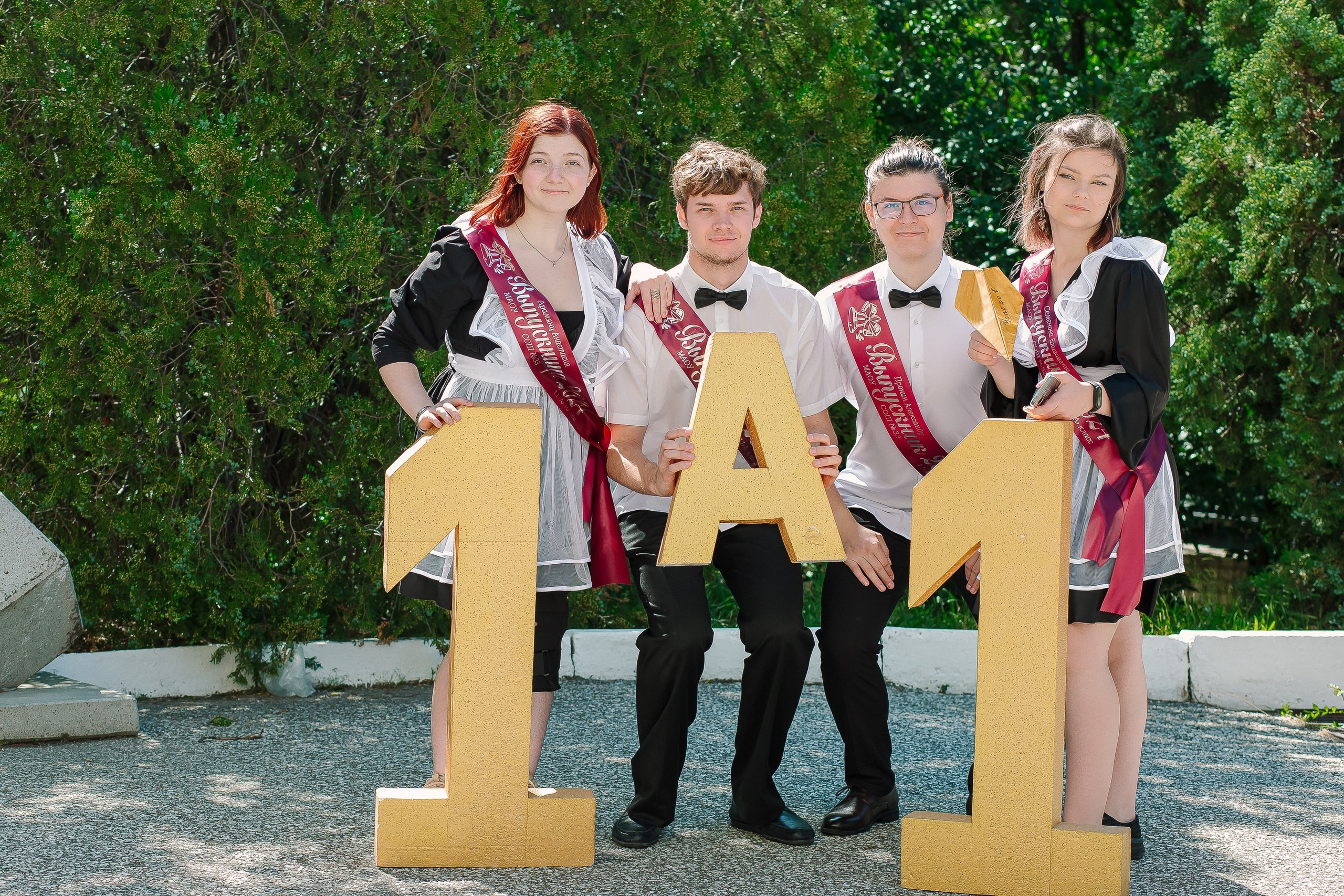 11 класс 33 школа. Выпускные альбомы Натальи Бутко: Новороссийск, Анапа, Геленджик