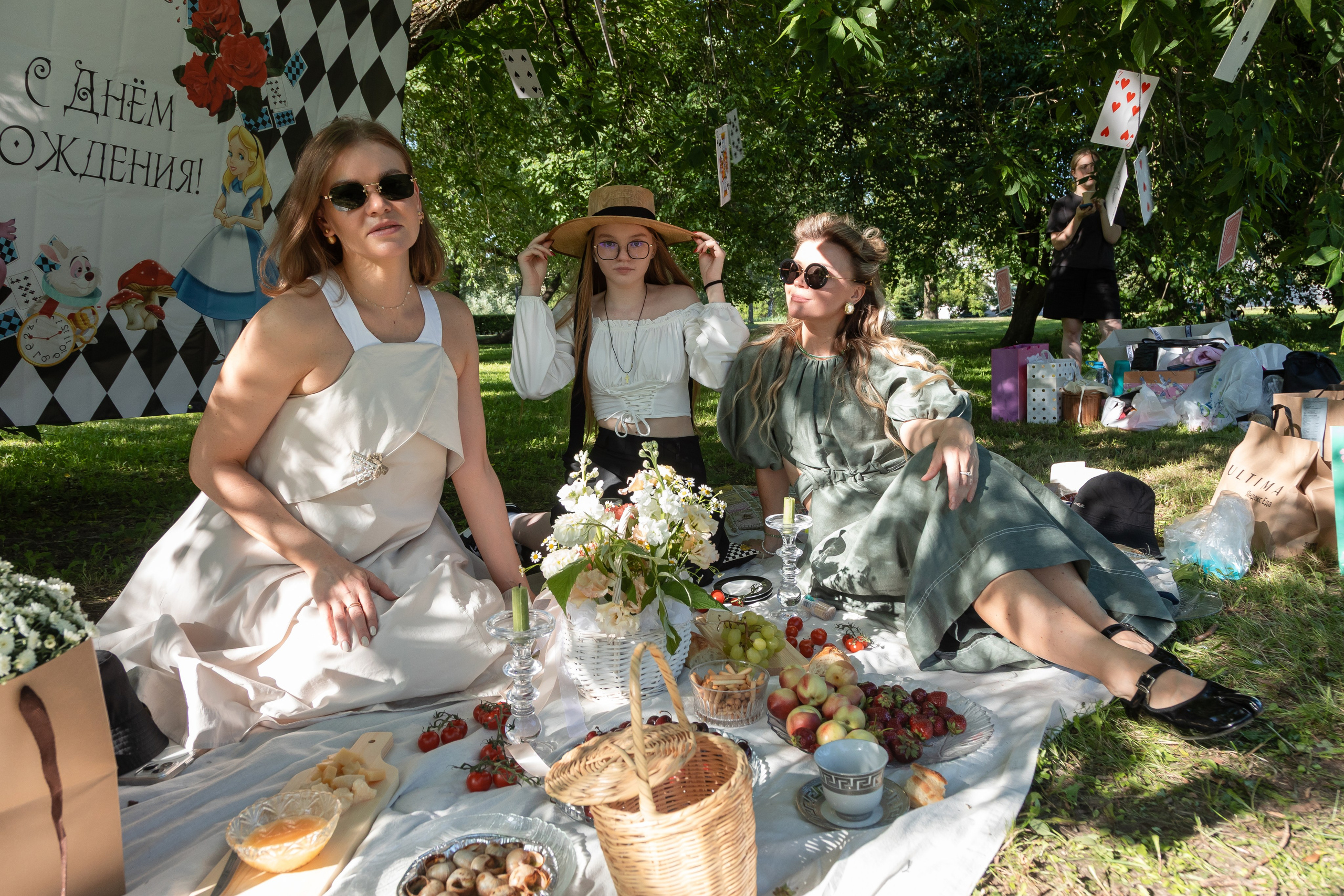 WONDERLAND. Главная