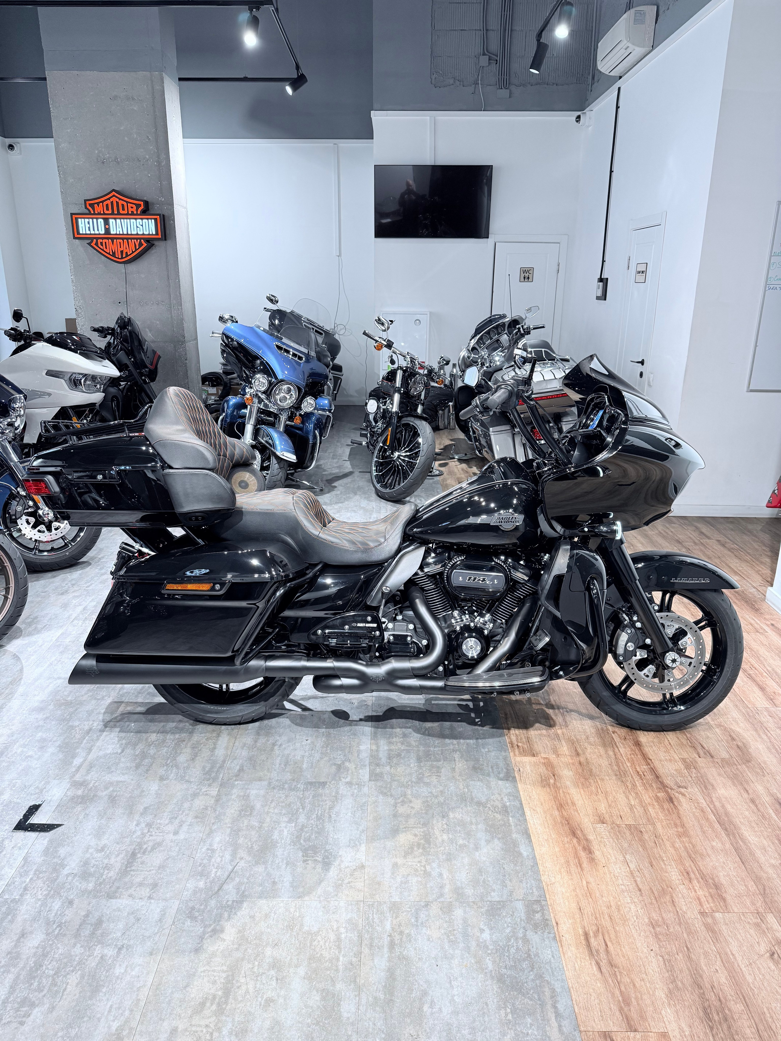 2023 Road Glide Limited. Hello Davidson, Москва. Только хорошие мотоциклы…