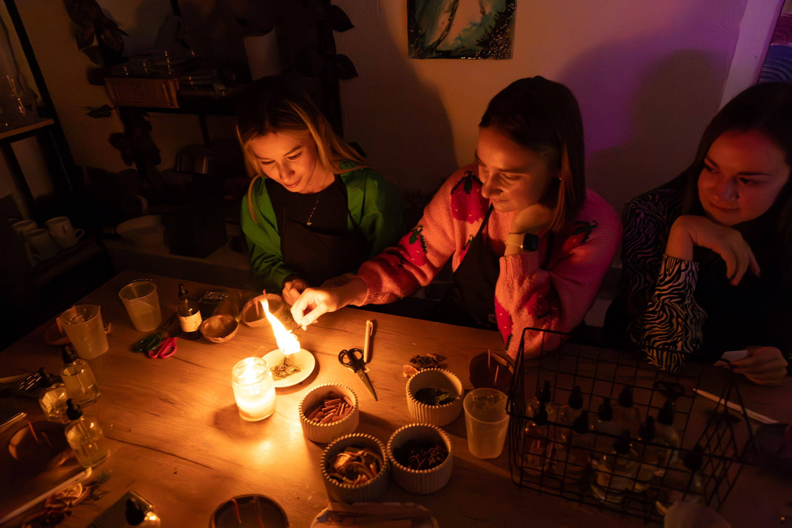 Корпоратив компании Технологии Доверия Аудит — творчество с AROMALAGE