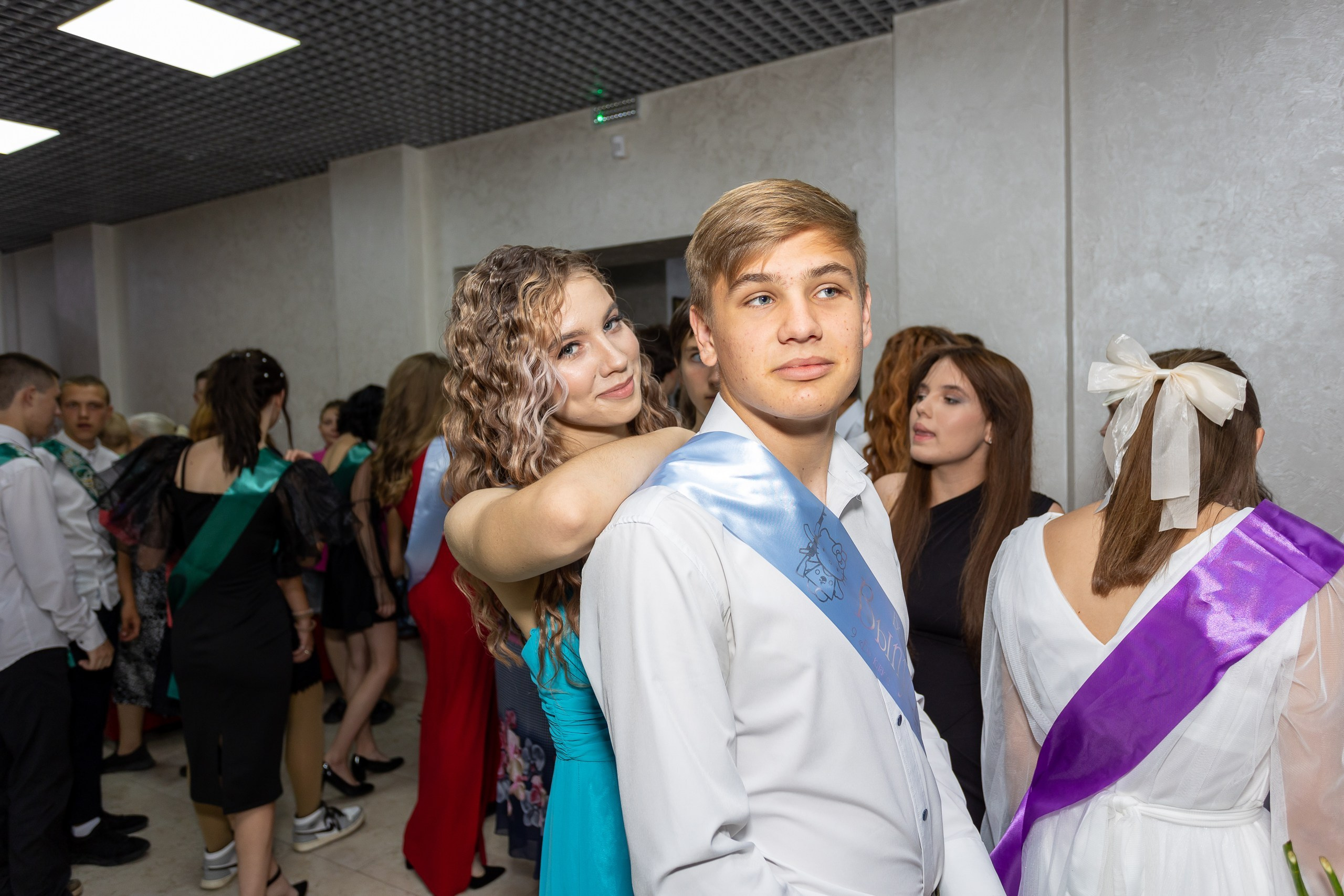 Вручение аттестата и выпускной вечер. Выпускные альбомы Майкоп, Краснодар Елена Золотарева