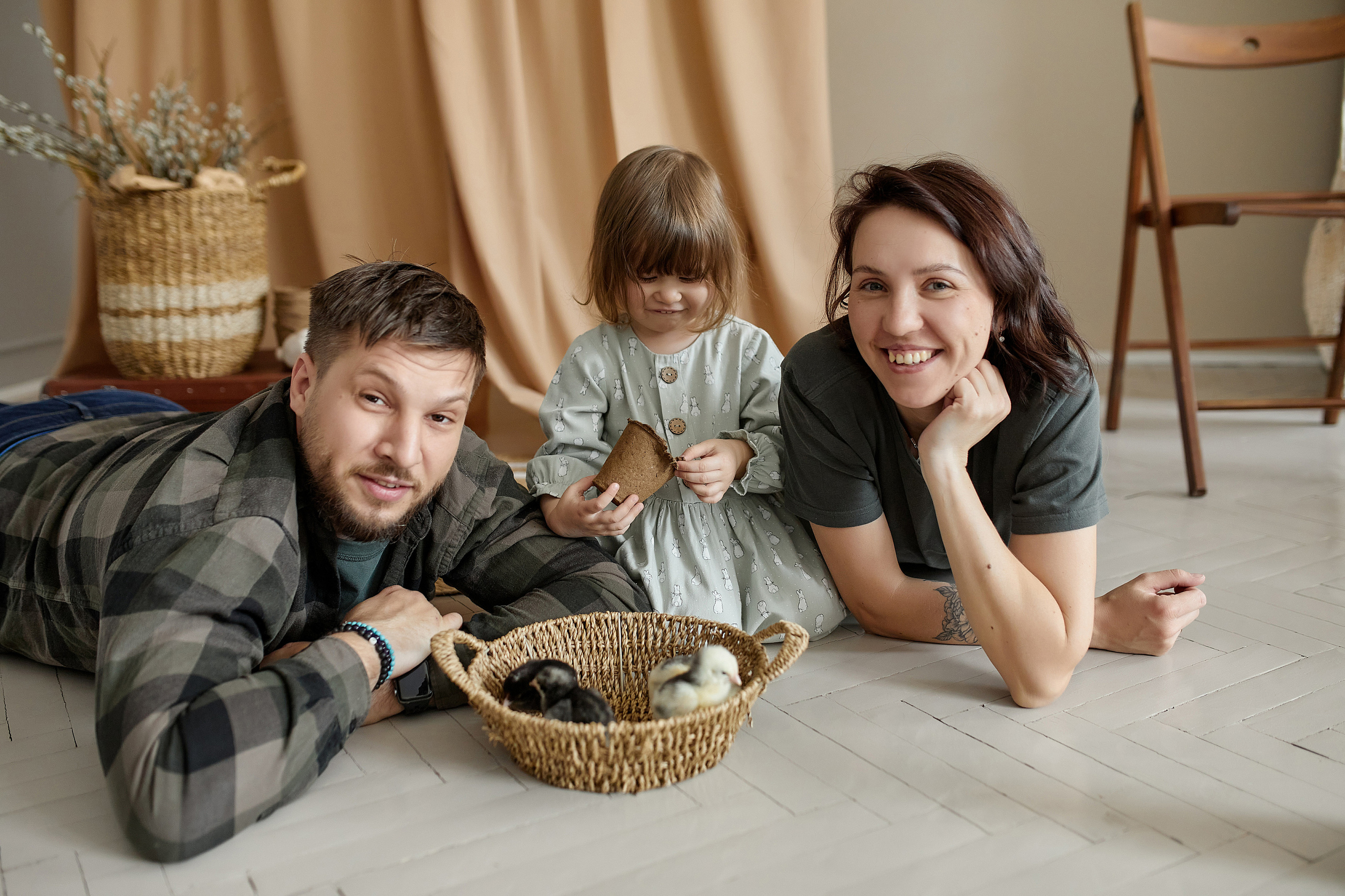 Эля, Саша, Василиса и цыплята. Свадебный и семейный фотограф в Иркутске Яна Лиа