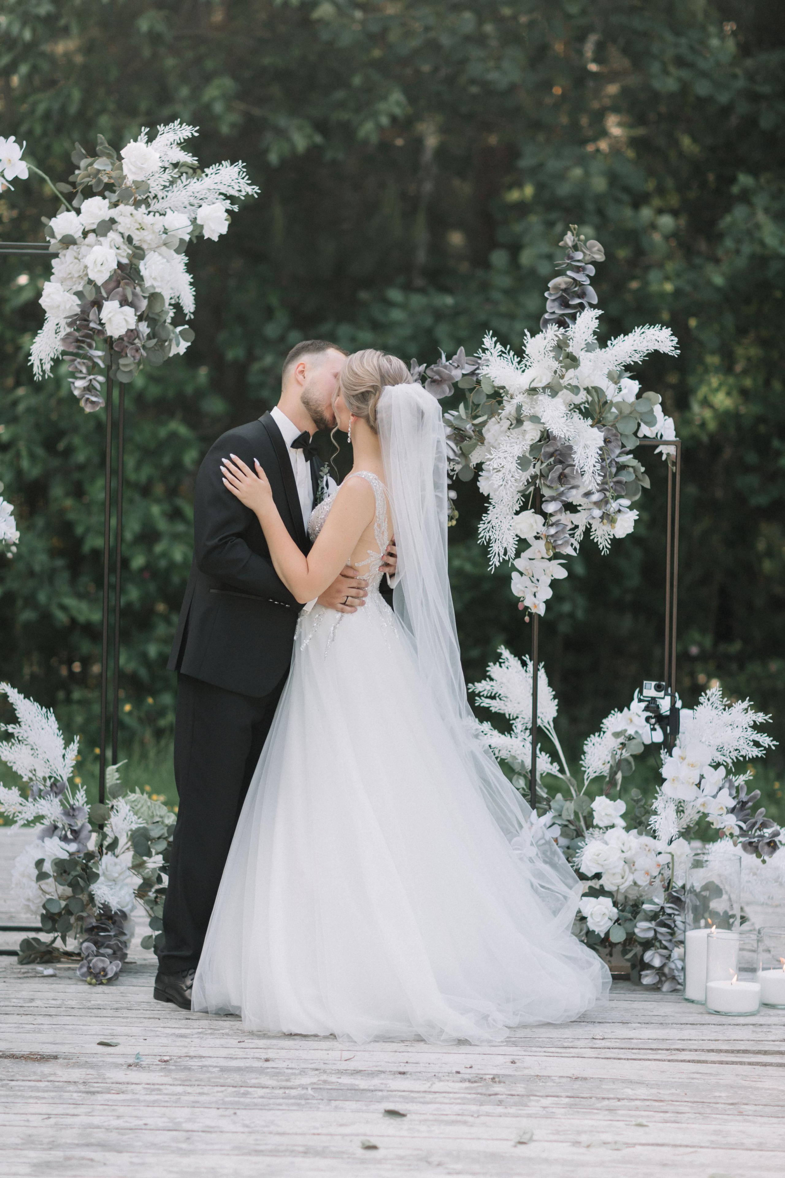 Свадьба Артема и Даши. Свадебный и семейный фотограф в Иркутске Яна Лиа