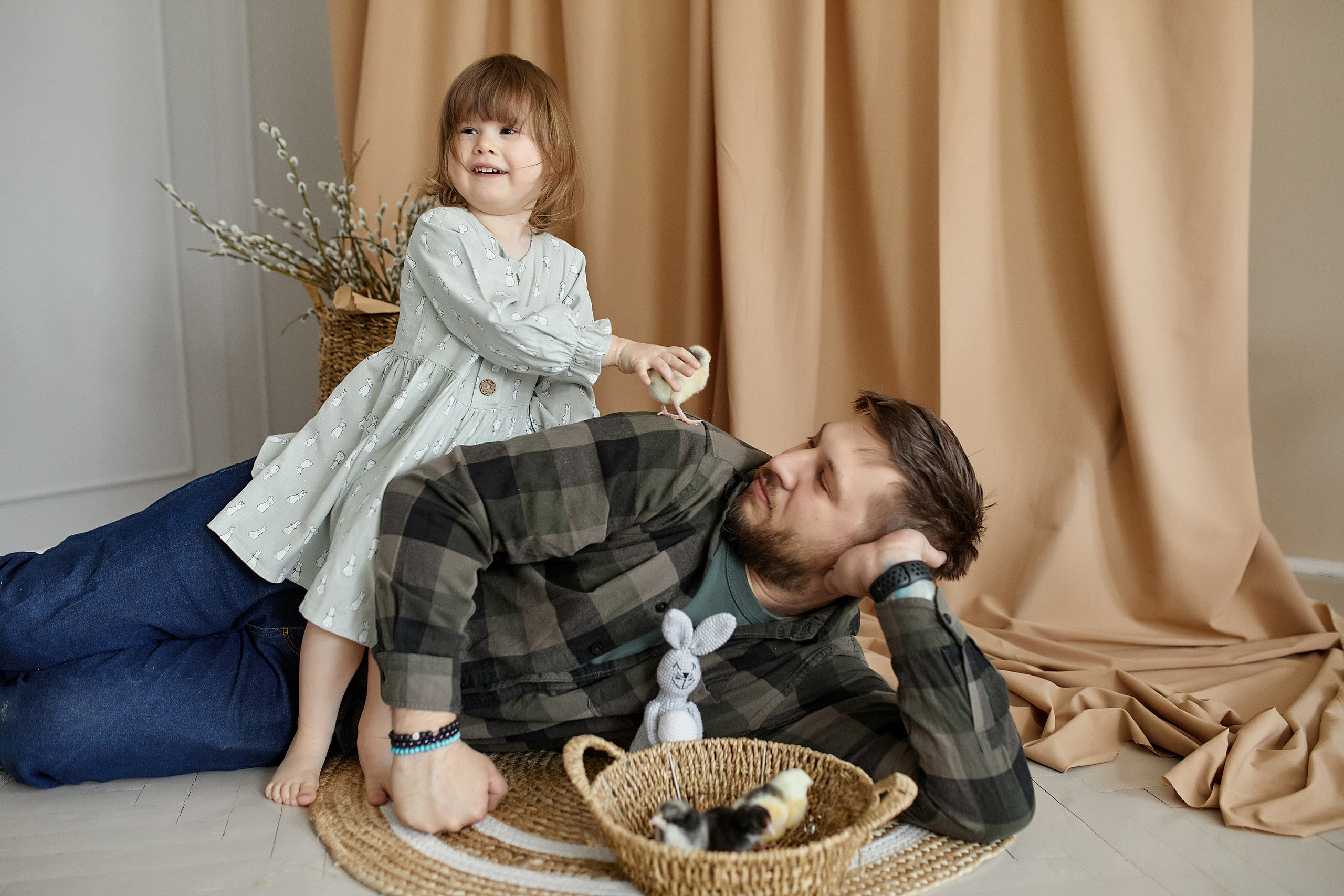 Эля, Саша, Василиса и цыплята. Свадебный и семейный фотограф в Иркутске Яна Лиа