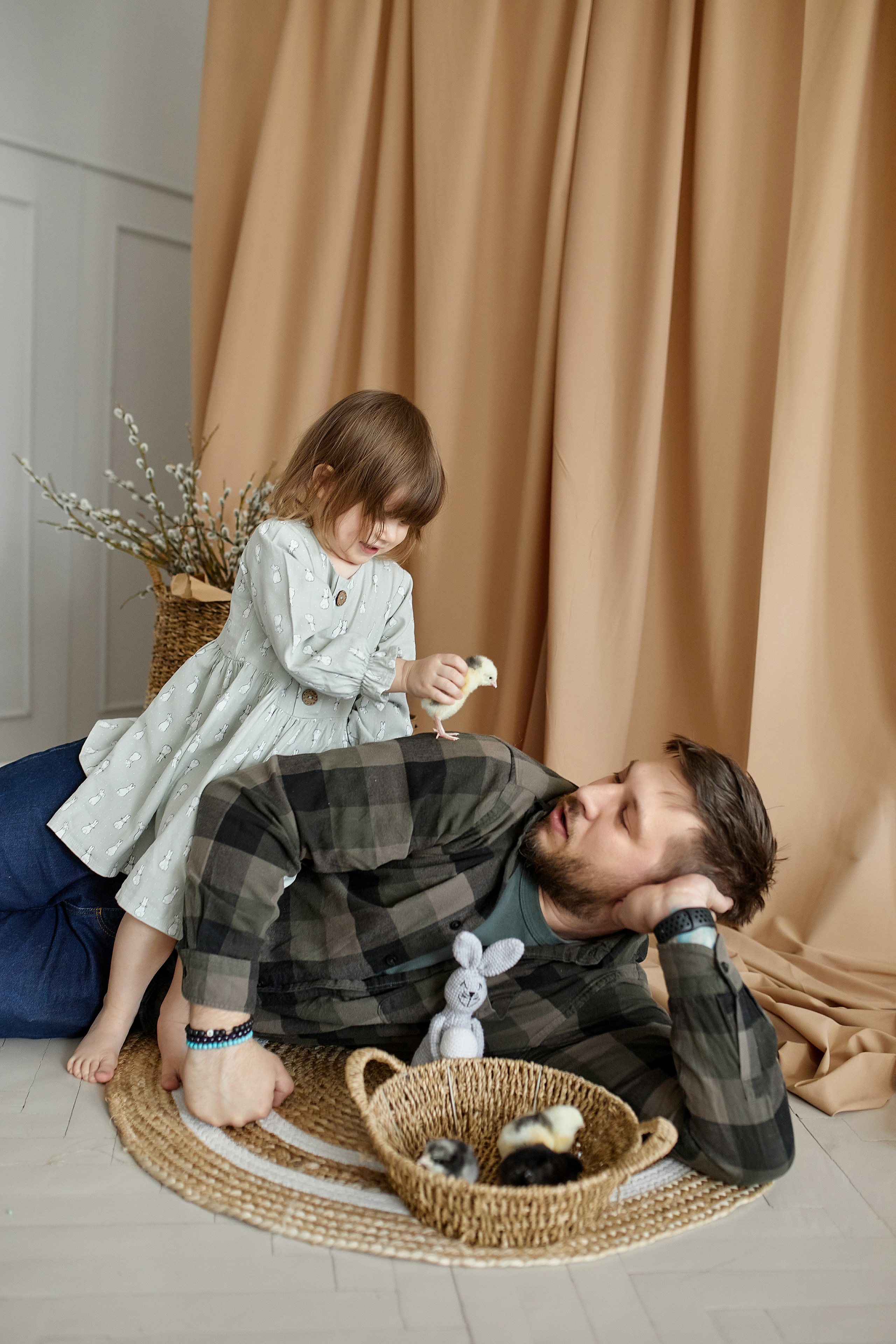 Эля, Саша, Василиса и цыплята. Свадебный и семейный фотограф в Иркутске Яна Лиа