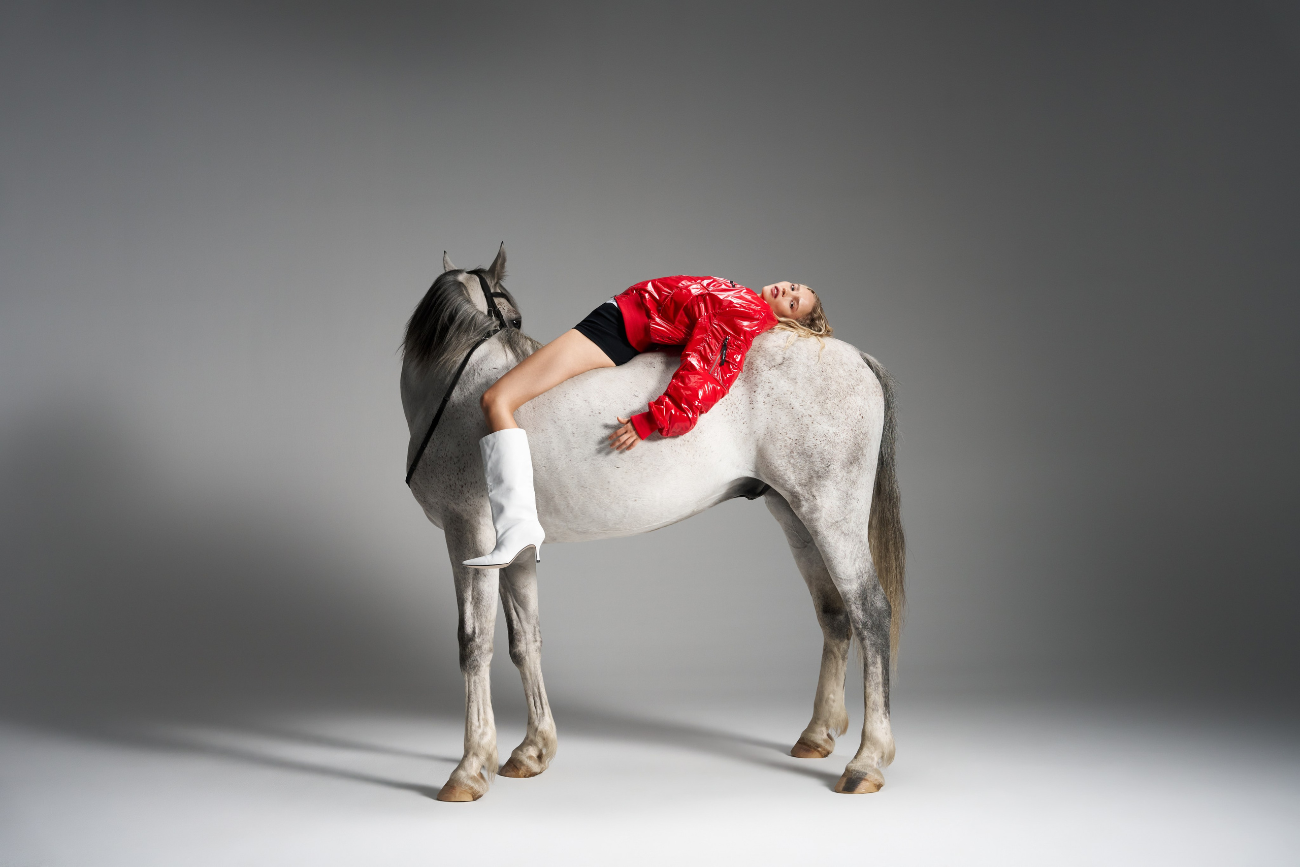 Walk of Shame. Ретушер для брендов одежды в Москве Струцкая Кристина