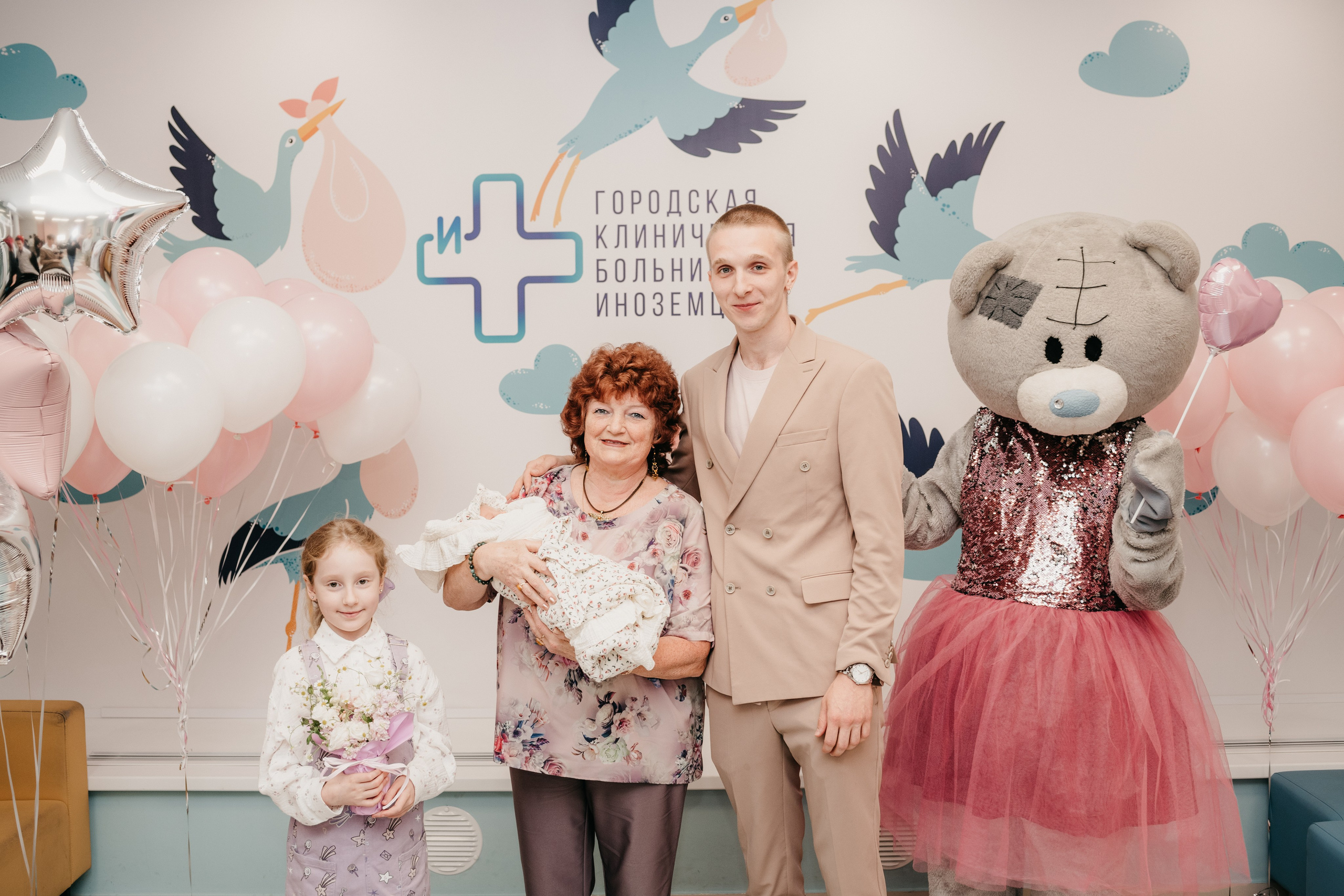 Выписка Авроры. Фотограф на выписку из роддома в Москве и МО