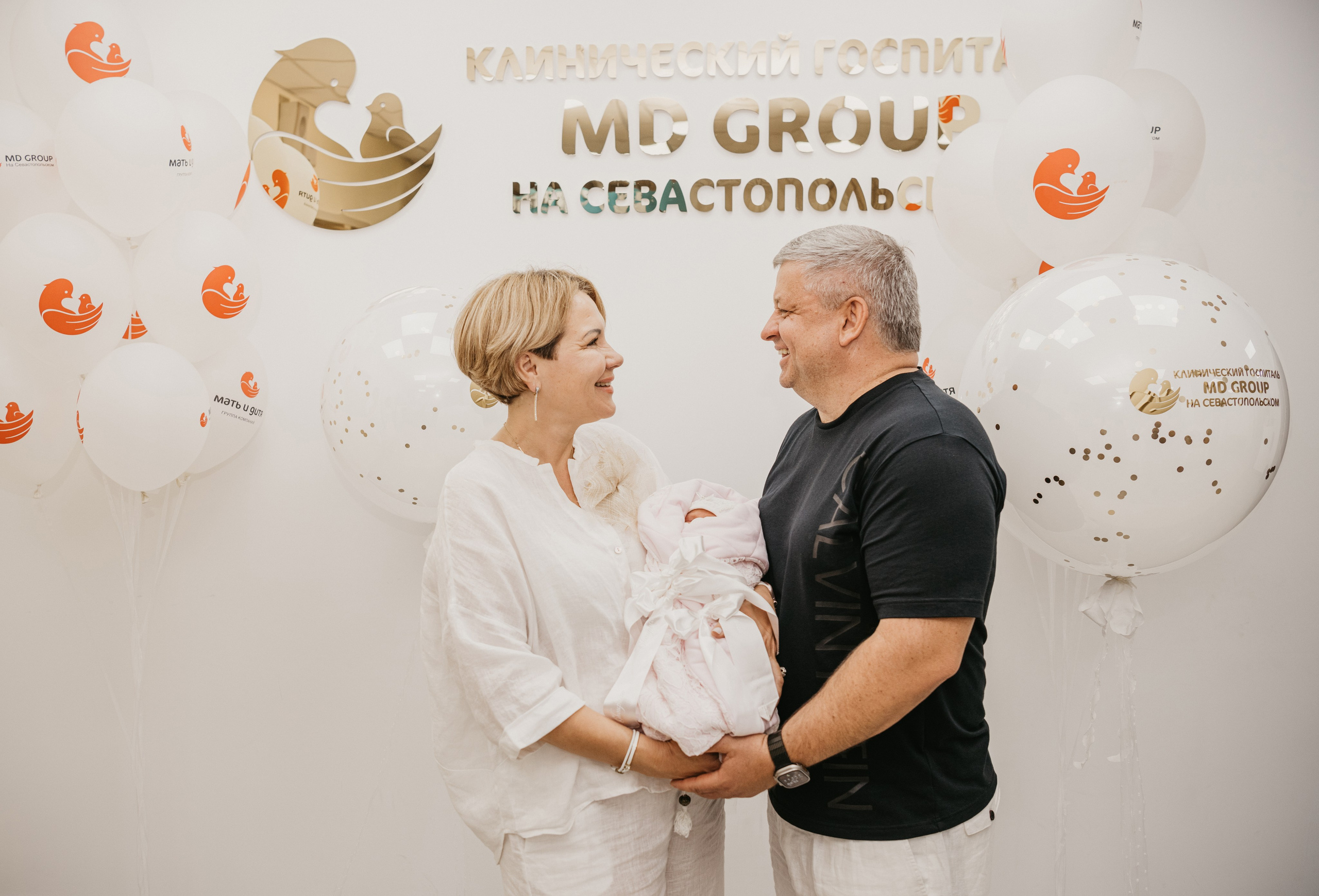 Выписка Виктории. Мать и дитя. Фотограф на выписку из роддома в Москве и МО