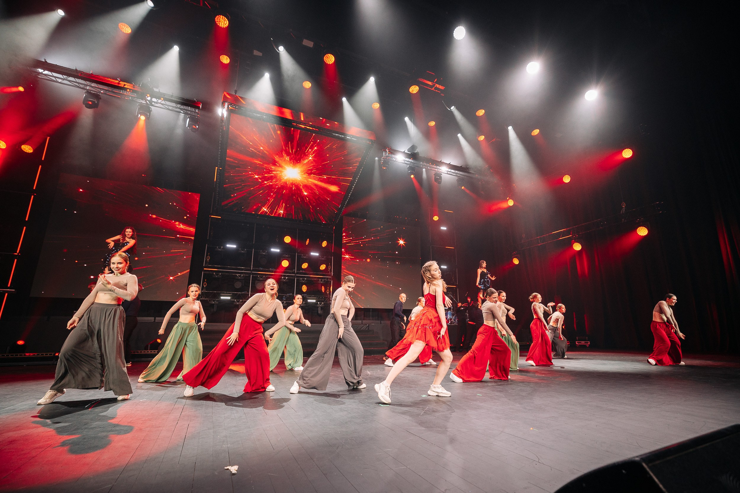 «ФИНАЛ ГОРОДСКОГО КОНКУРСА „МИСС И МИСТЕР СТУДЕНЧЕСТВО МОСКВЫ“ 2026». Фотограф Евграфов Александр