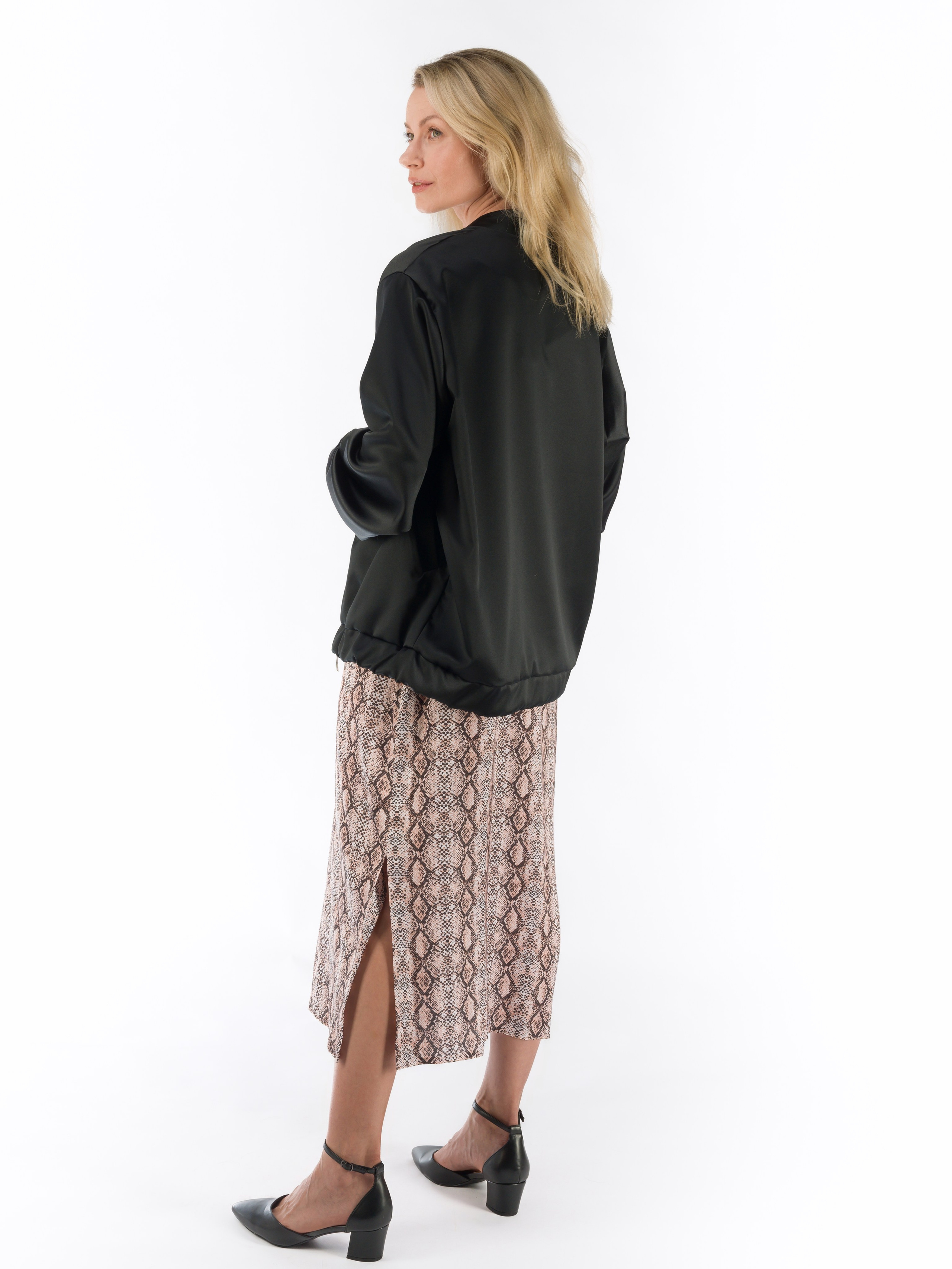 Одежда для каталога. Фотограф Андрей Зикеев, фотостудия AzArt Studio в Москве