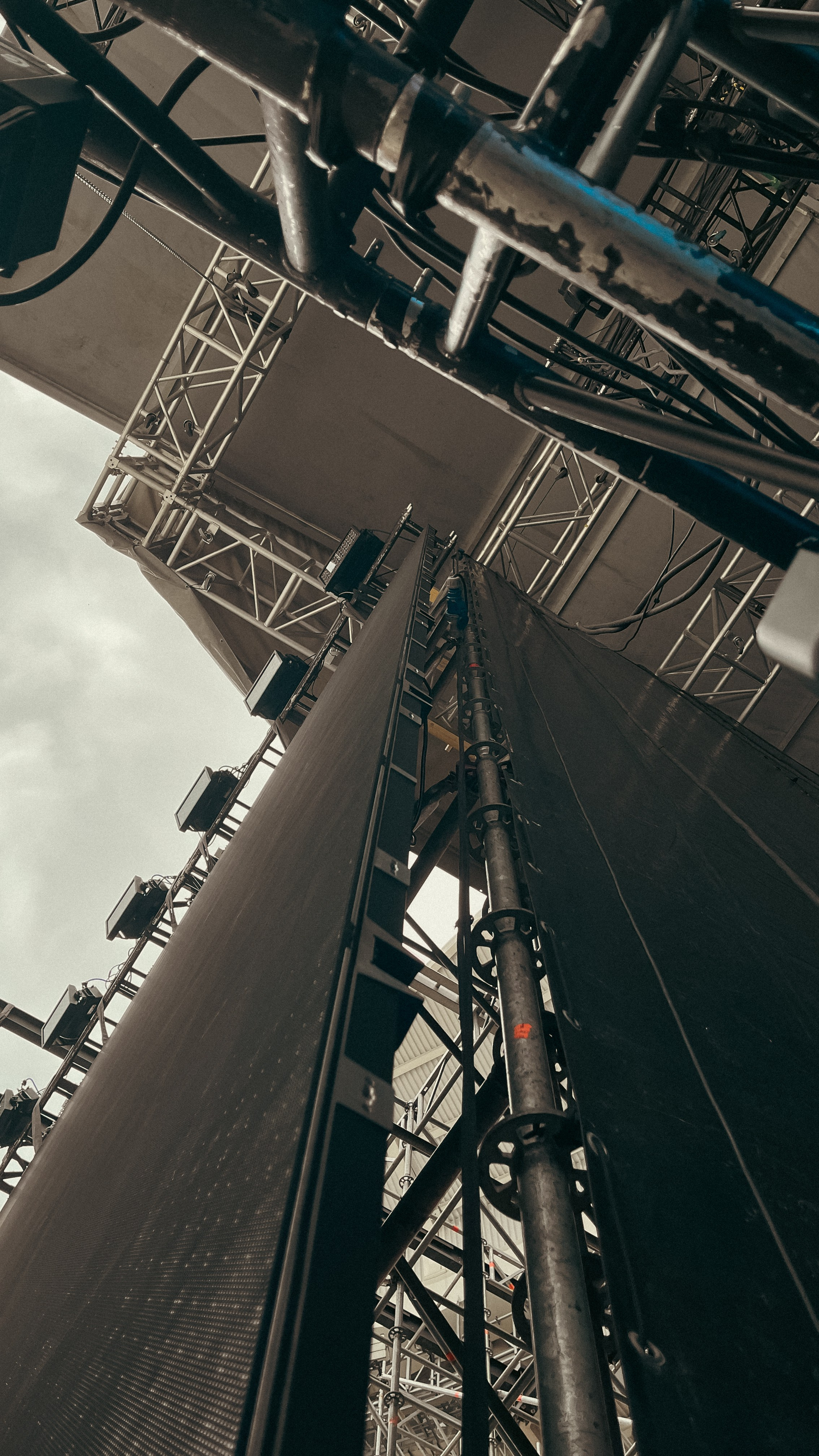 Stadium. Фотограф/дизайнер в Екатеринбурге Хитрый Дмитрий