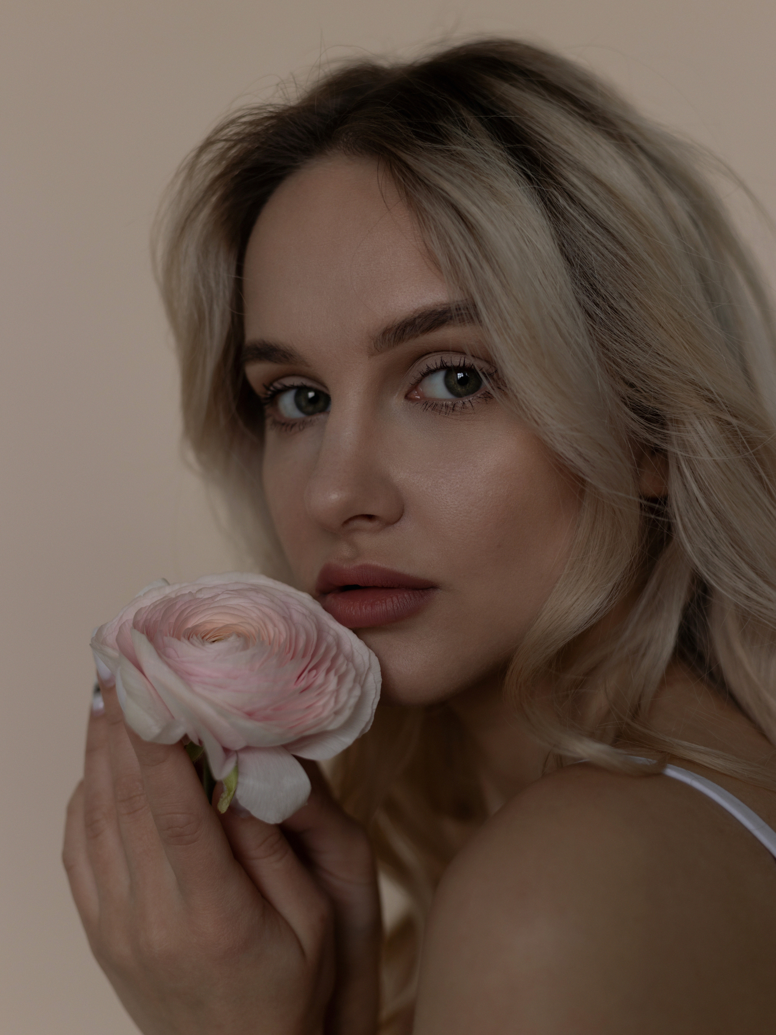 Наташа. Студийная фотосессия. Фотограф в Сочи Валерия Белоусова