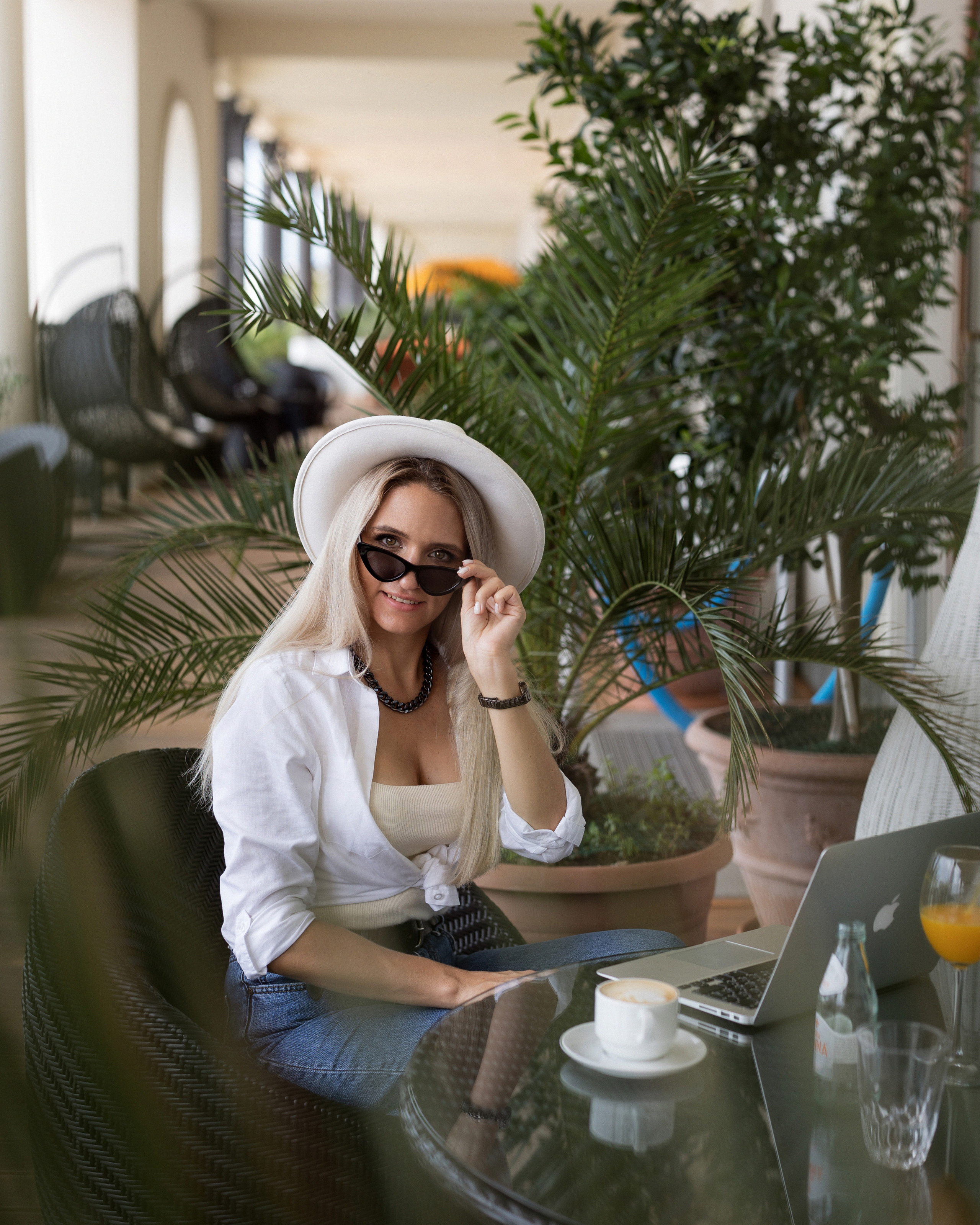 Ирина. Контент для эксперта в области медитации. Фотограф в Сочи Валерия Белоусова