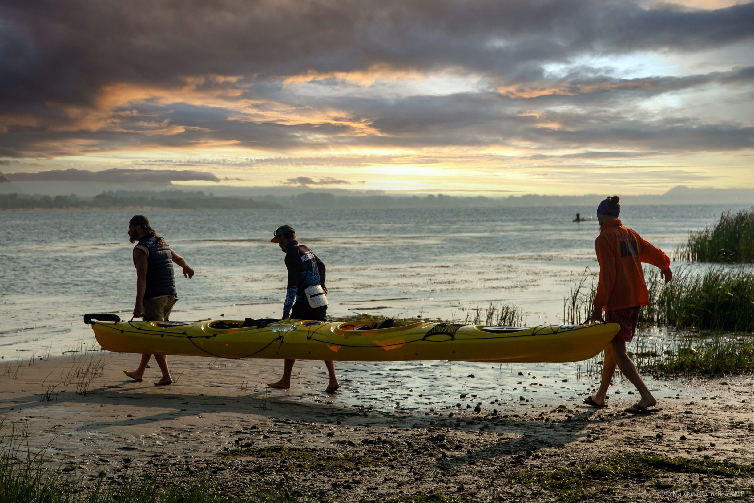 спортивная фотография, байдарки, река Волга