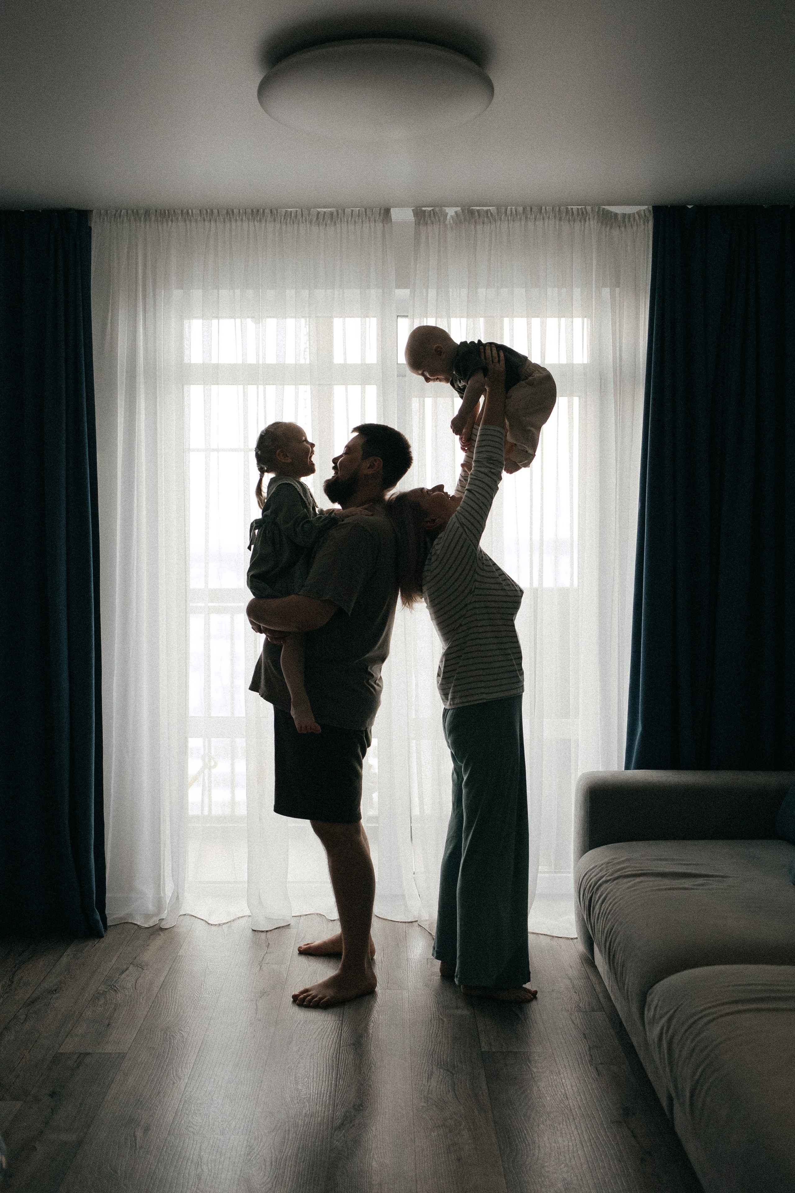 Настя, Семен, Есения и Арсений. Главная