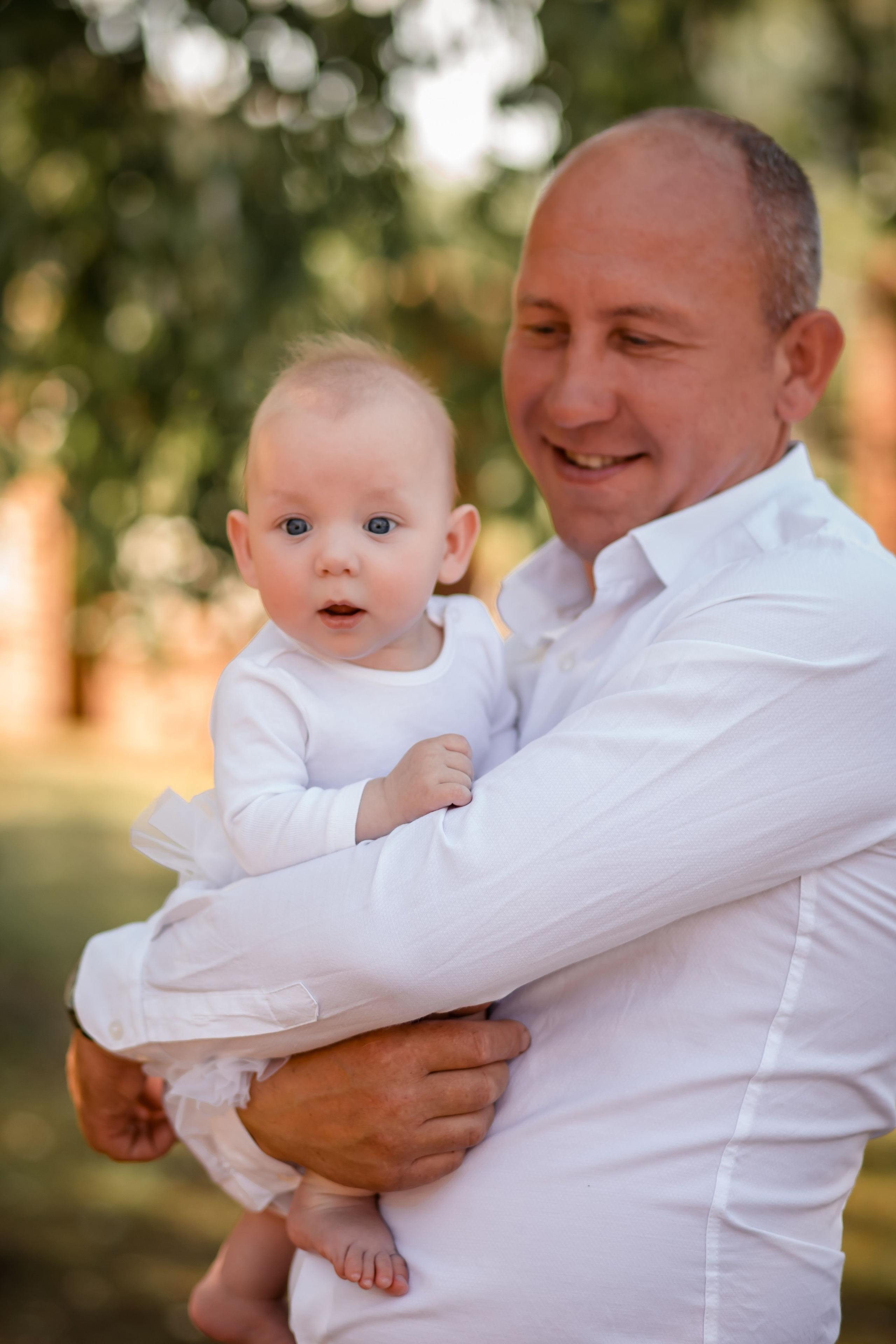 Крещение Милании и Эмилии