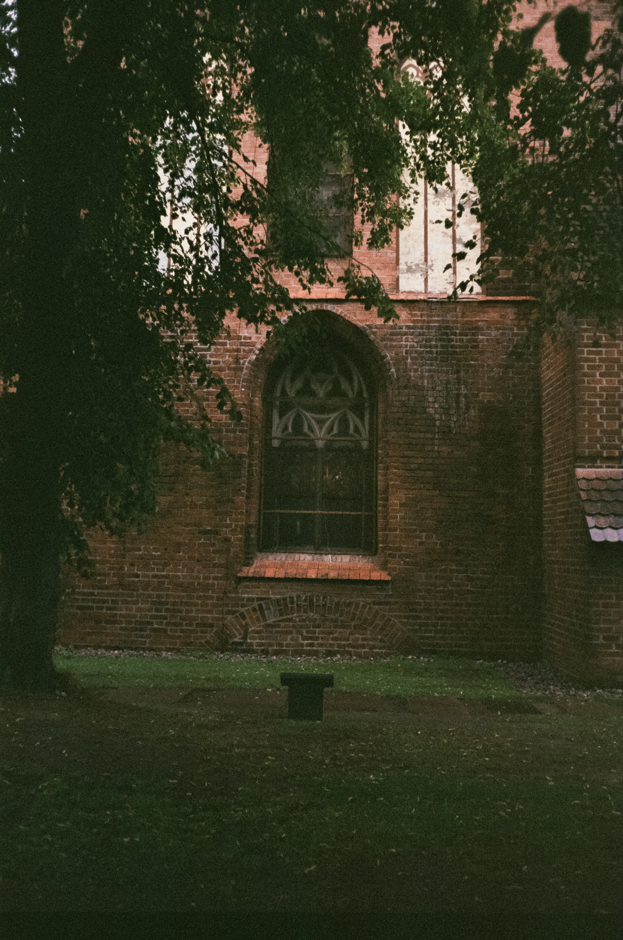 Калининград остров Канта, Кафедральный собор / Minox 35 GT (2)