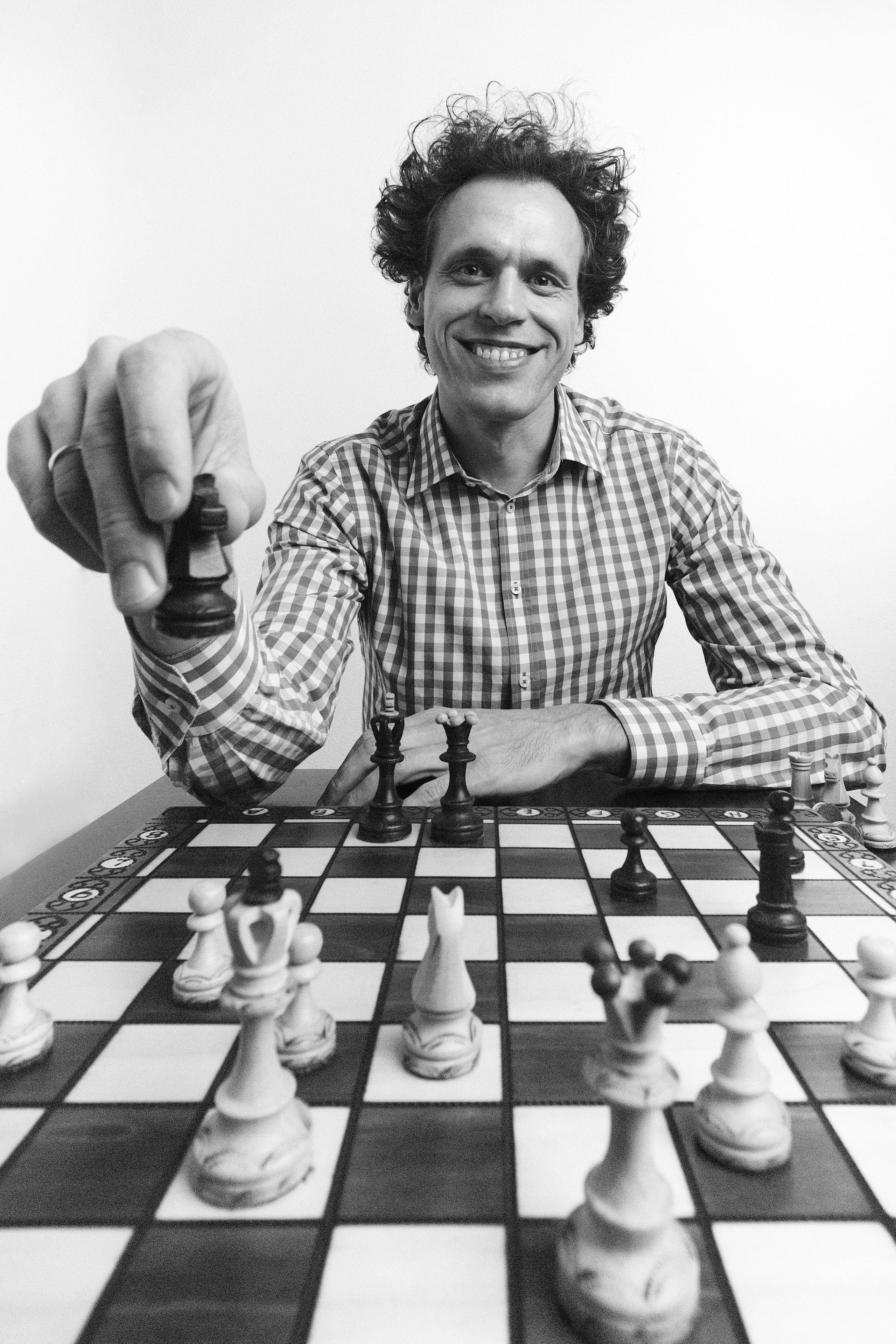 Фотограф Михаил Гуляев. Фотосессия в Новосибирске. Фотосессия в студии Новосибирск. Мужские фотографии.