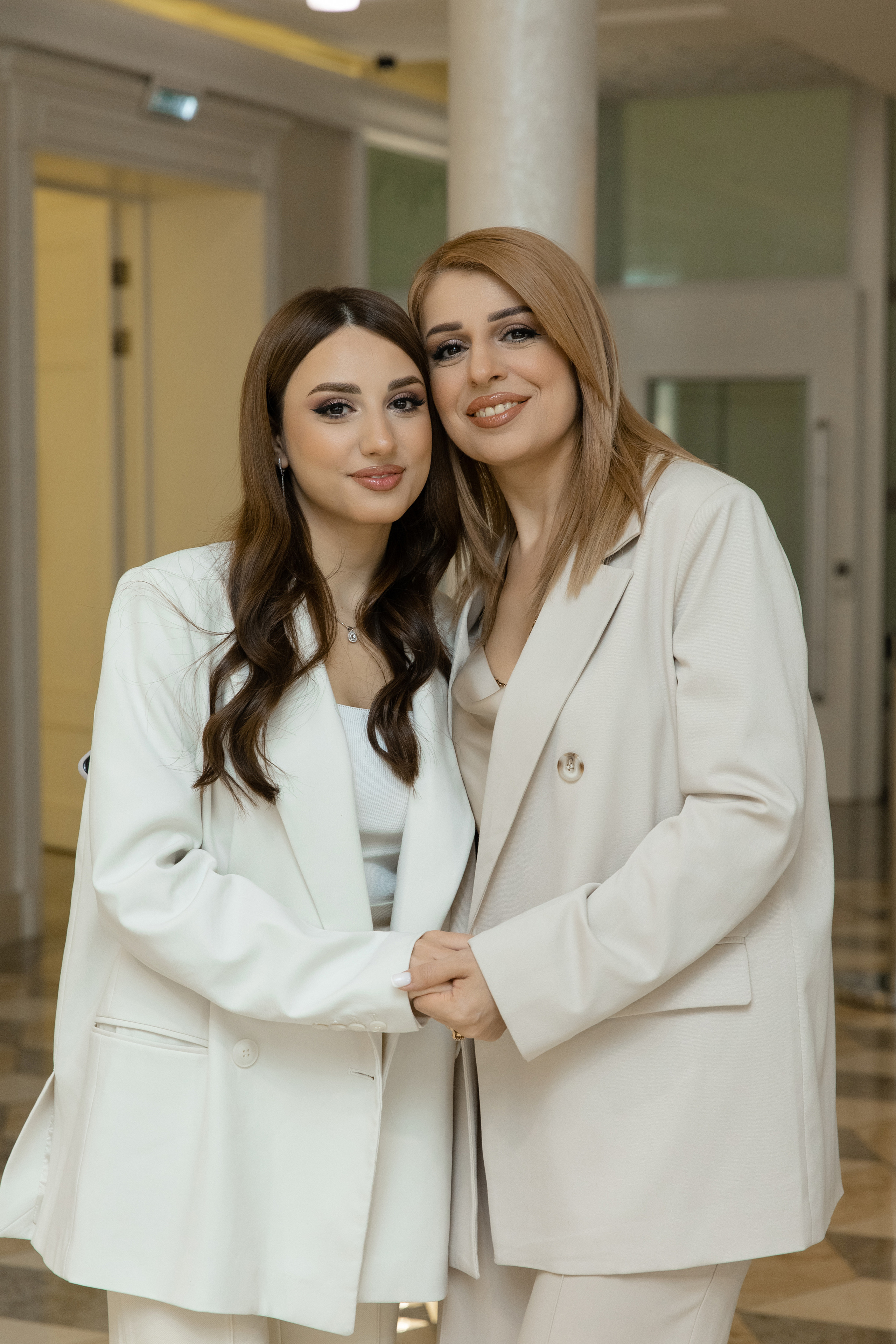 Ogannes & Emma (ЗАГС). Главная