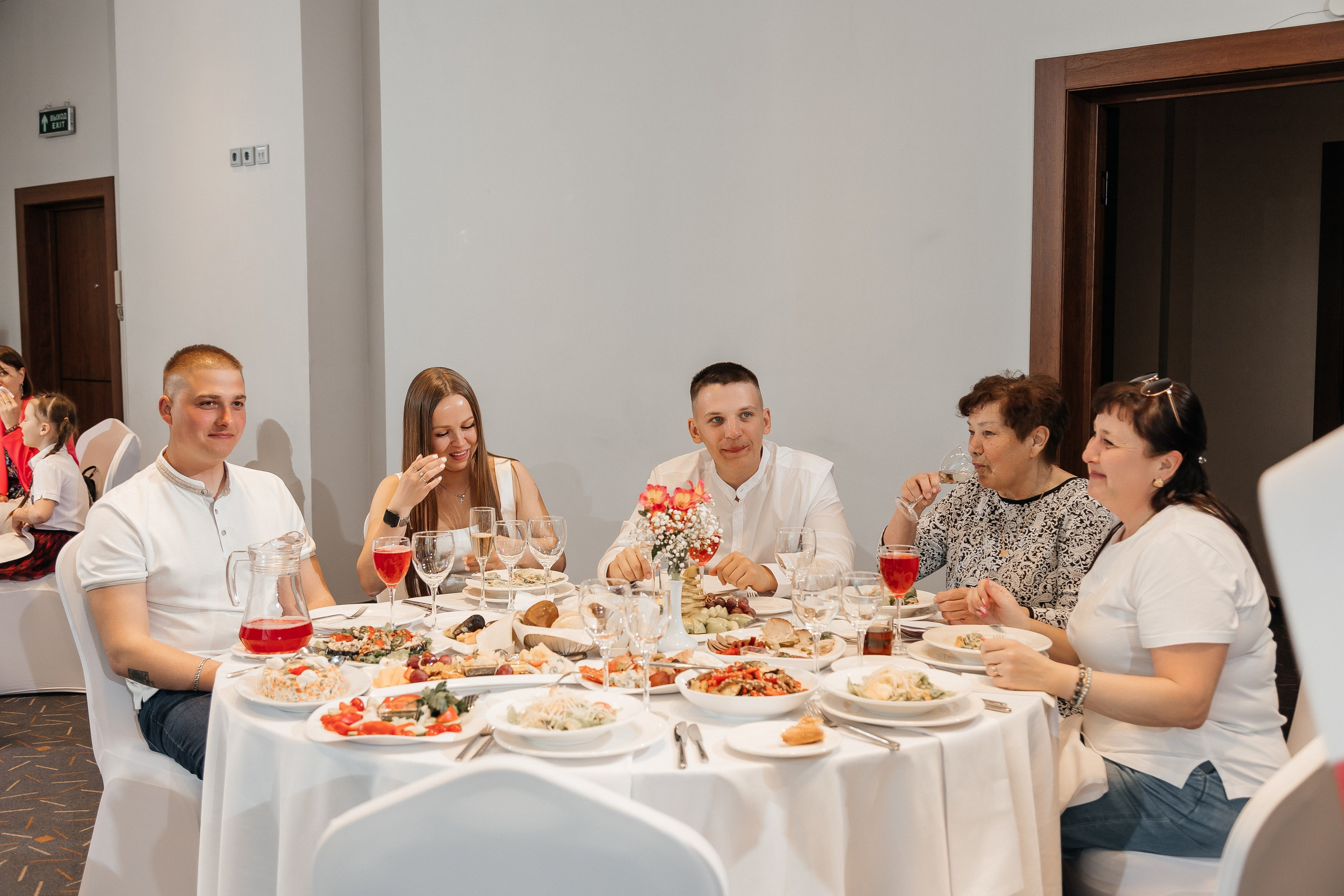 Сергей и Дарья/2024. Свадебный и семейный фотограф в Екатеринбурге