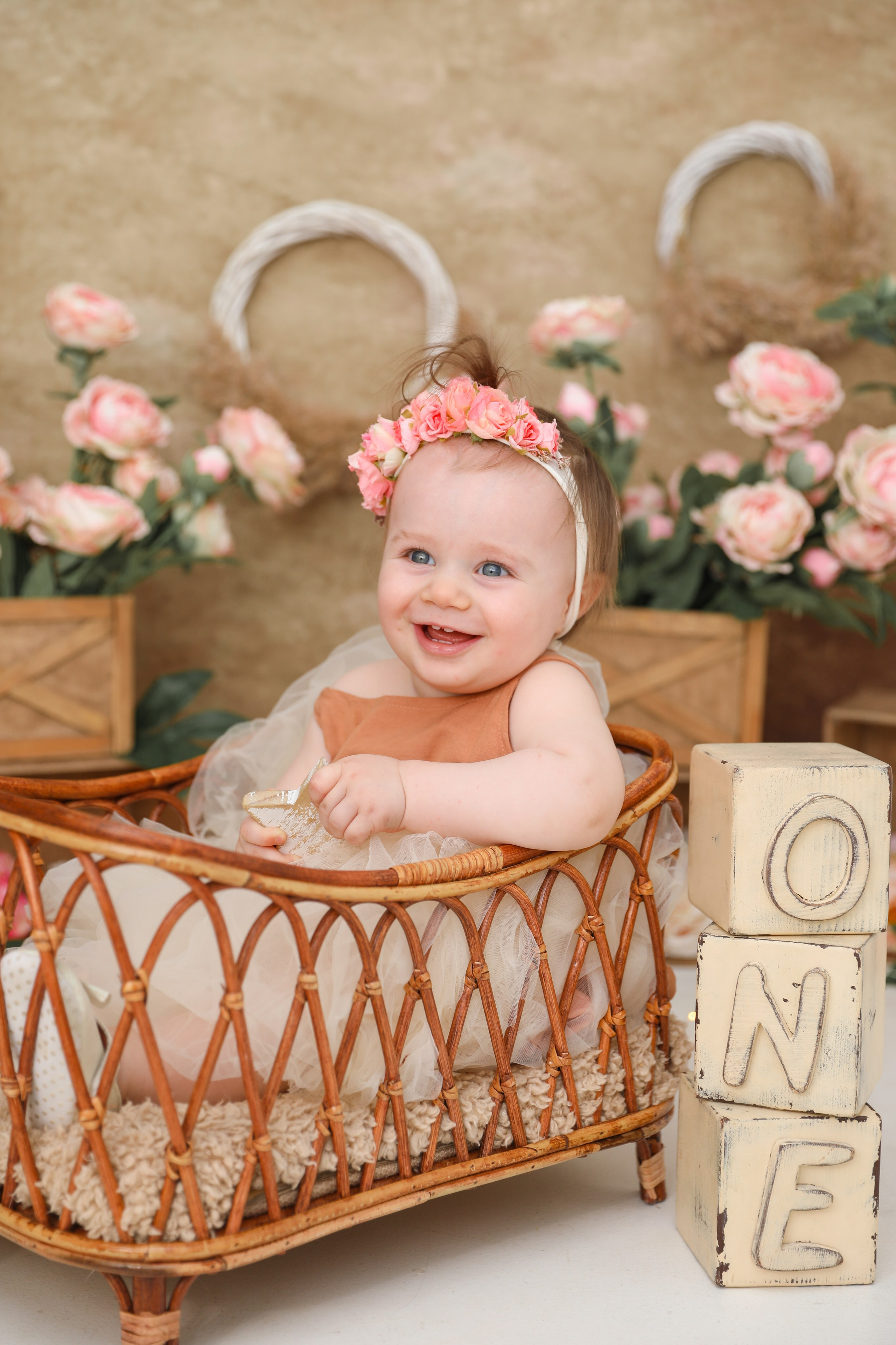 ГОДОВАСИКИ. Photographer Viktoriya Markushina «My world throug»