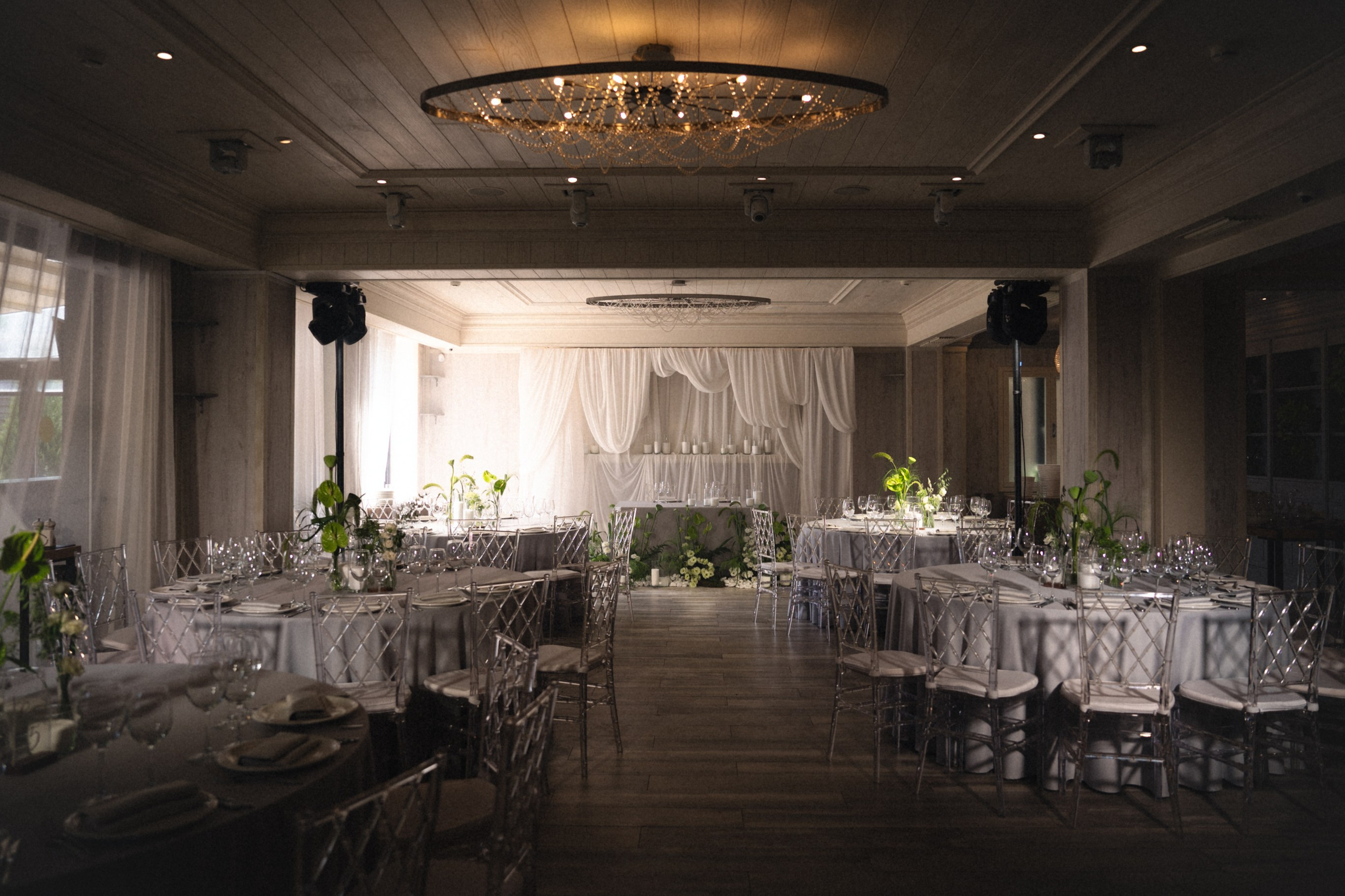 Мария и Никита. Бунгало в Москве.Аренда Бунгало в Мск