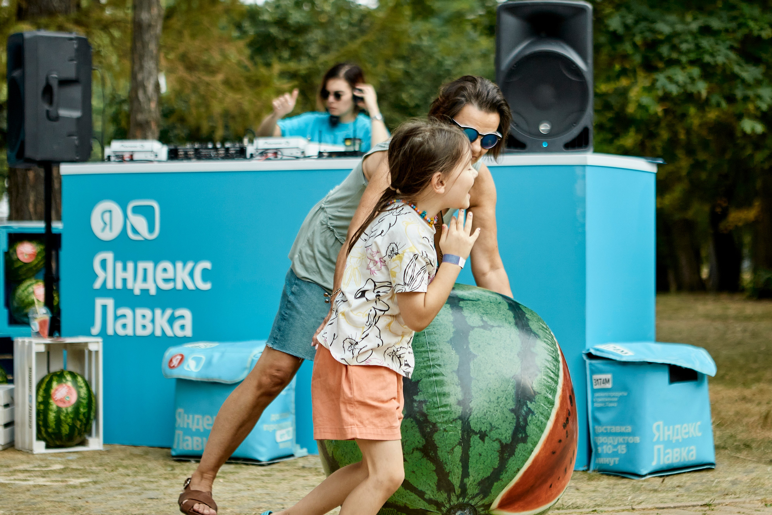 ЯНДЕКС ЛАВКА «АРБУЗНАЯ ФЕЕРИЯ». Фотограф Андрей Егоров