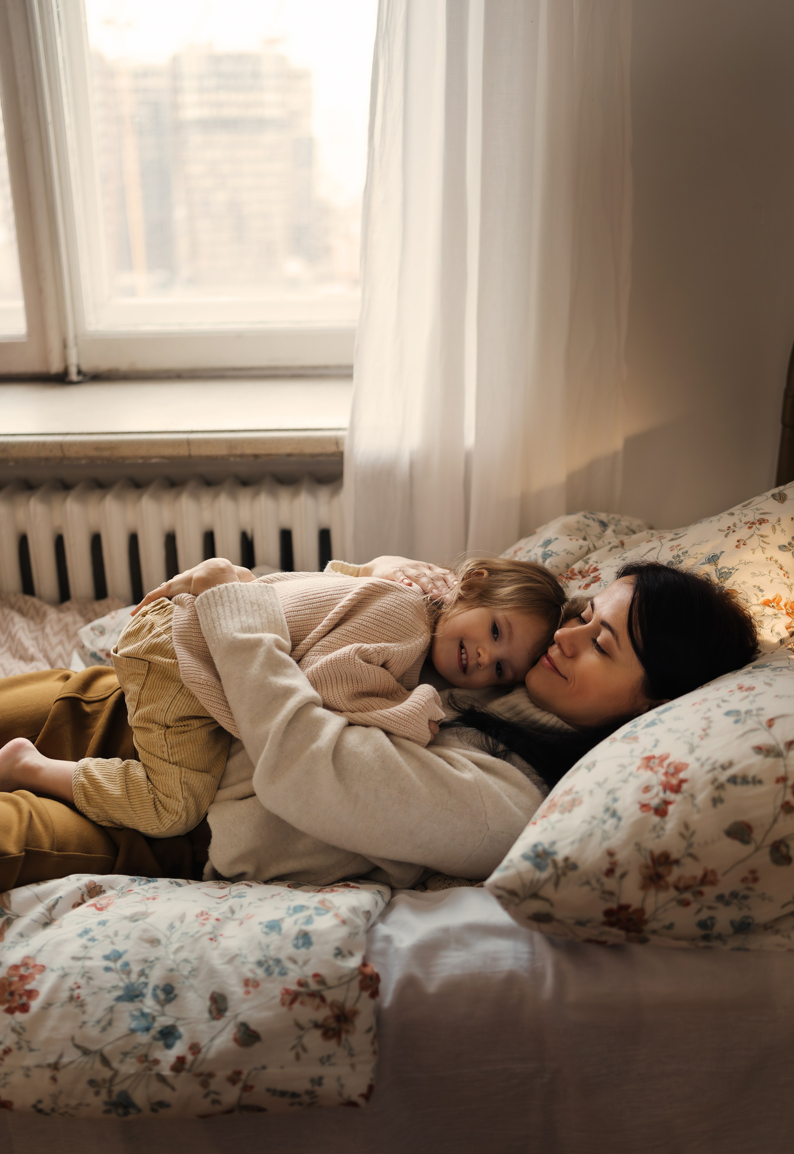 Домашняя фотосессия мама и дочка. Семейный фотограф в Москве Галина Гончар
