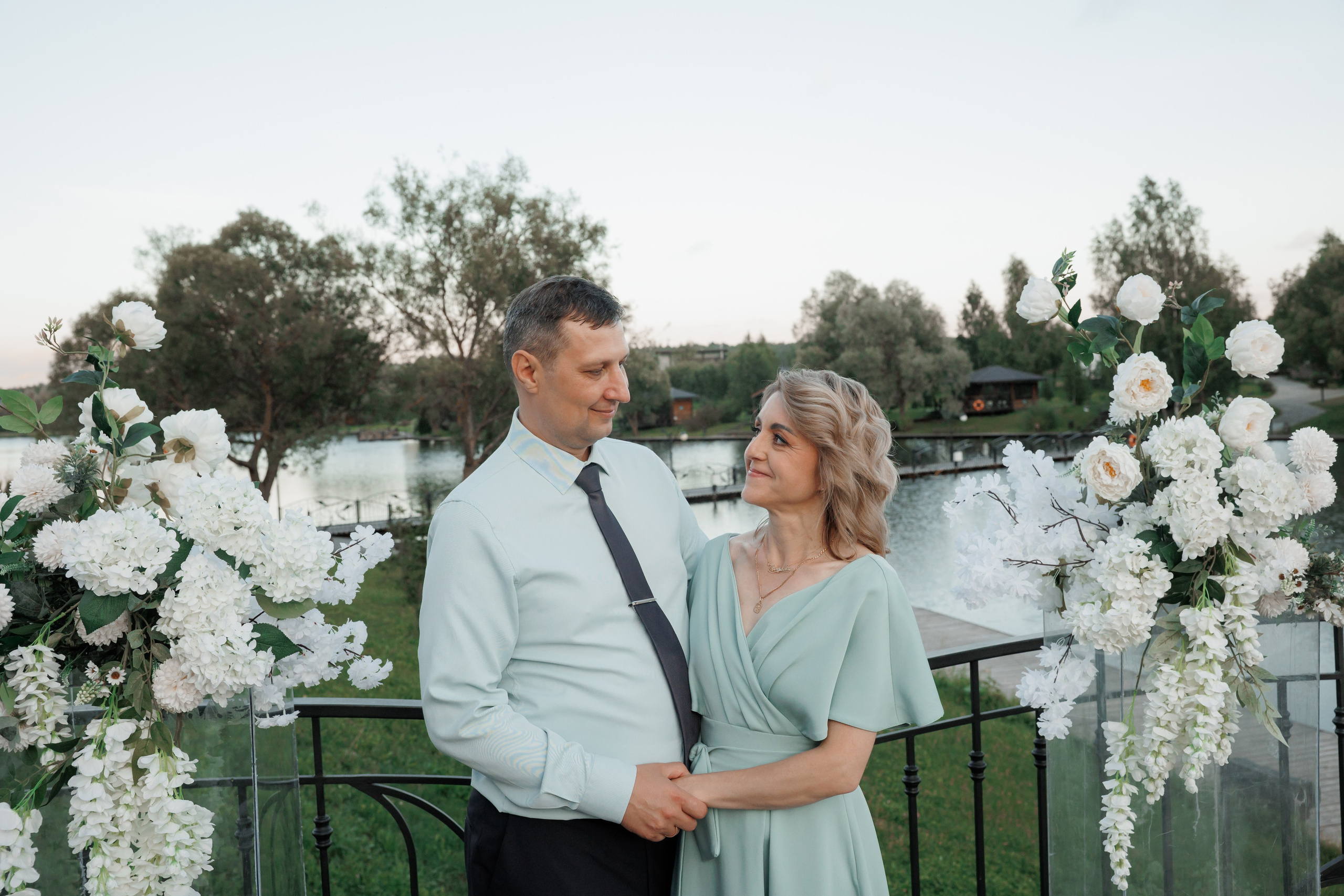 Регистрация в отеле Fish Point, ЗАГС Бутово, прогулка в Остафьево. Свадебный и репортажный фотограф (Москва, Королев и другие)