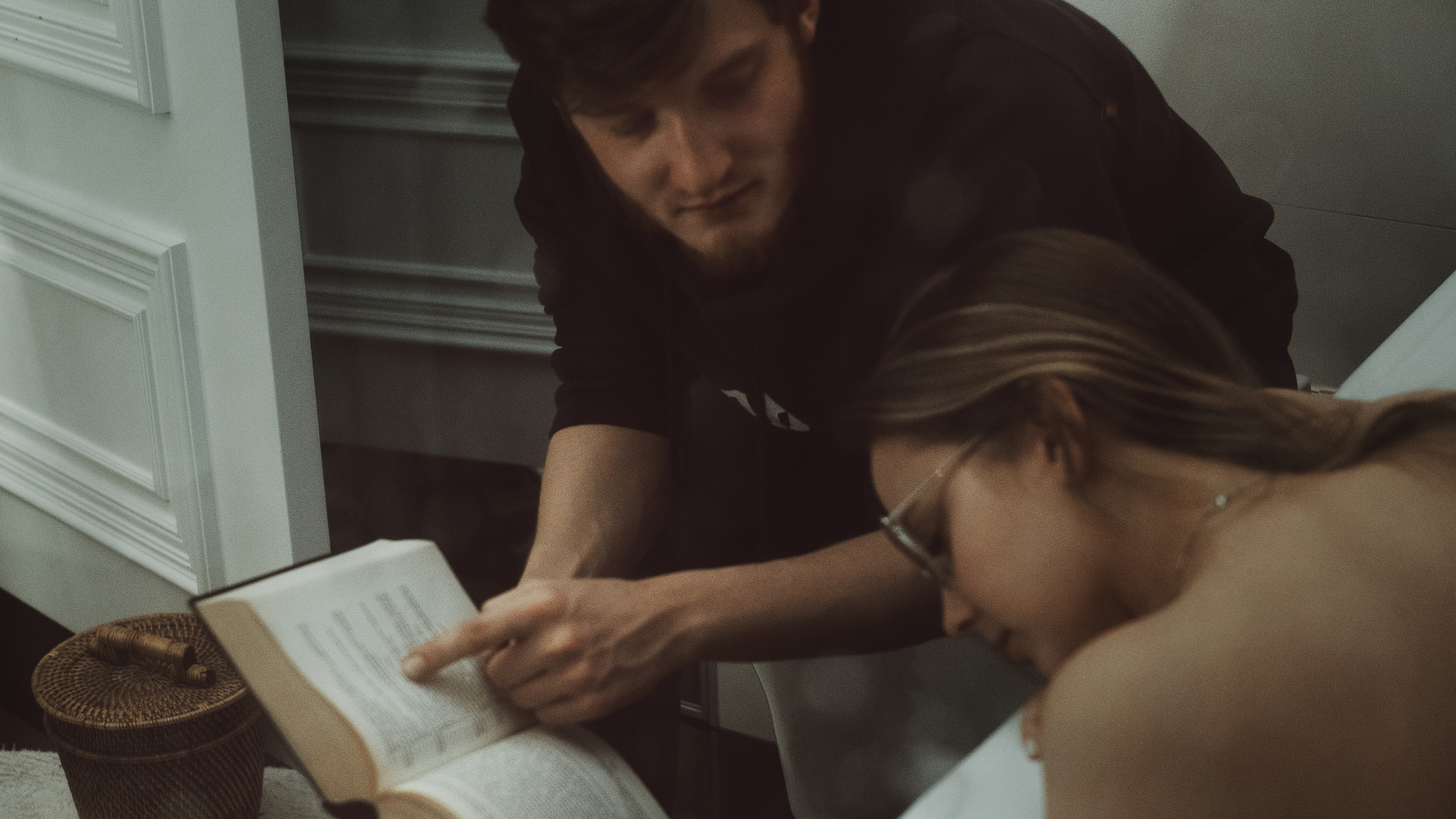 Валерия и Владимир. Фотограф Хабаровск| Яна Золотова LifeStyle портрет, в ожидании, пары,