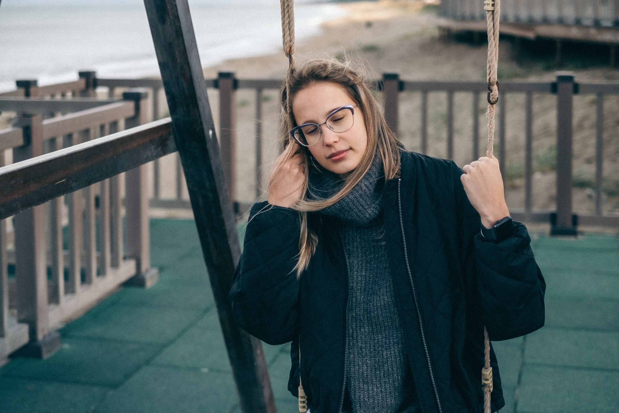 Валерия. Охотское побережье. Сахалин. Фотограф Хабаровск| Яна Золотова LifeStyle портрет, в ожидании, пары,