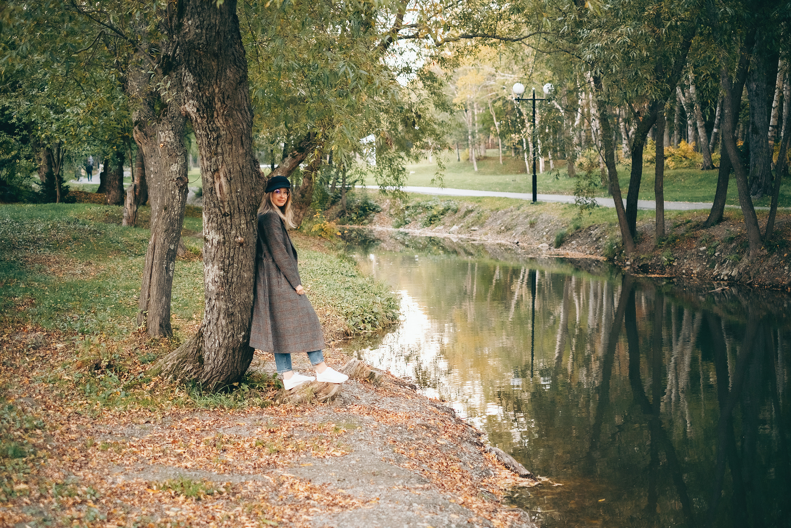 Влерия. Парк. Южно-Сахалинск. Фотограф Хабаровск| Яна Золотова LifeStyle портрет, в ожидании, пары,