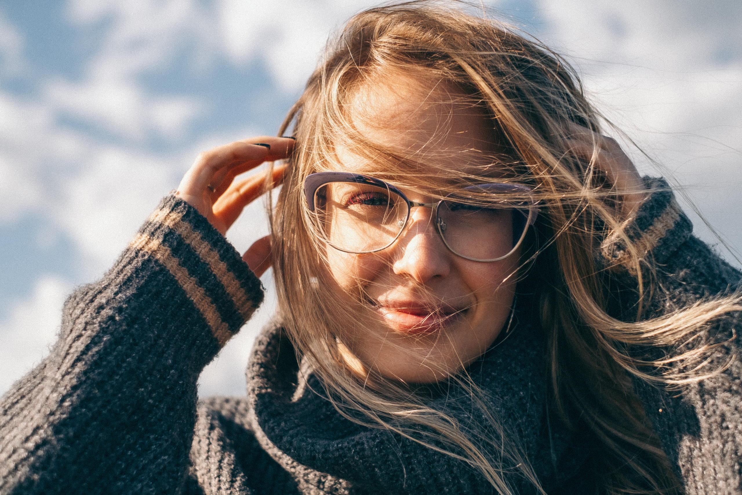 Валерия. Охотское побережье. Сахалин. Фотограф Хабаровск| Яна Золотова LifeStyle портрет, в ожидании, пары,