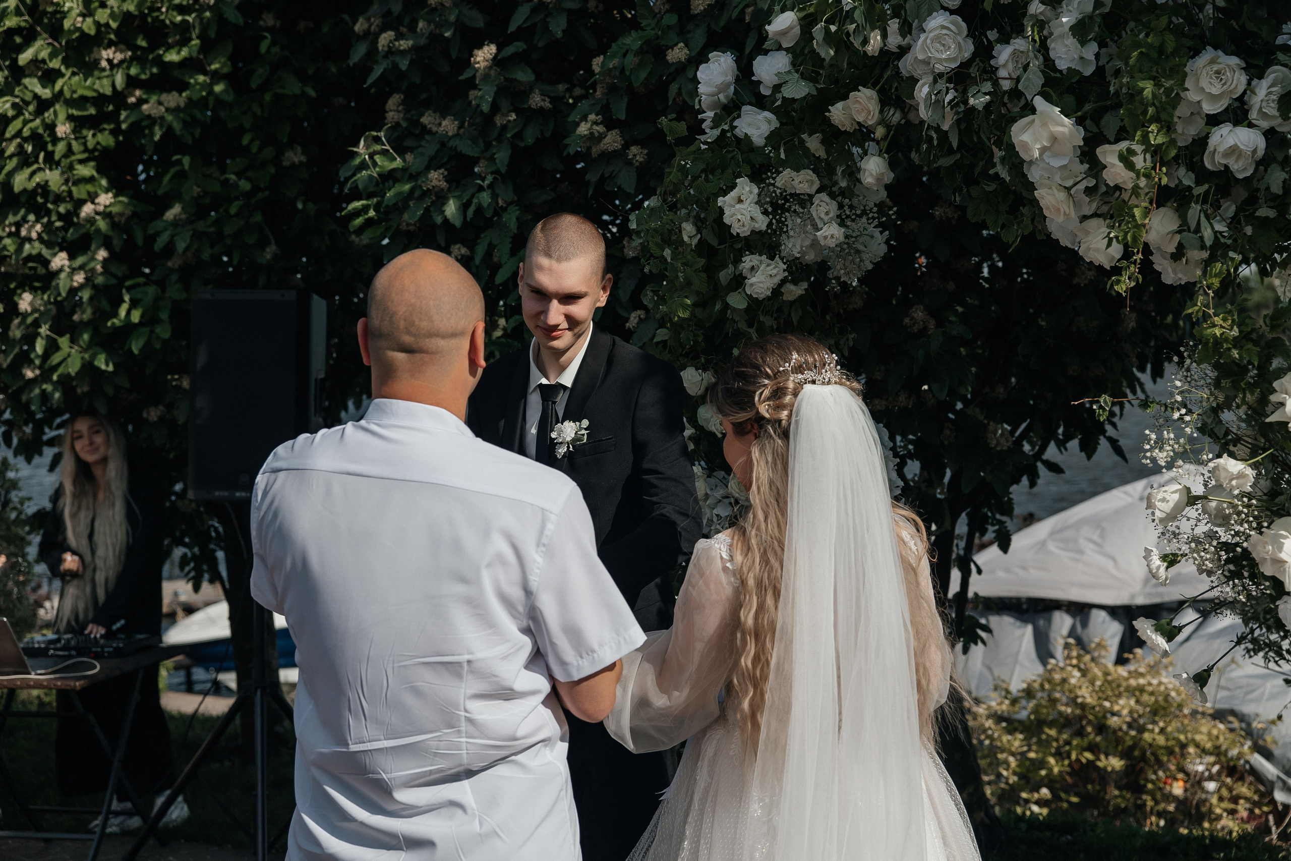 Выездная церемония в Капитан Клуб Жуковский. Свадебный фотограф в Москве Дарья Олендарёва