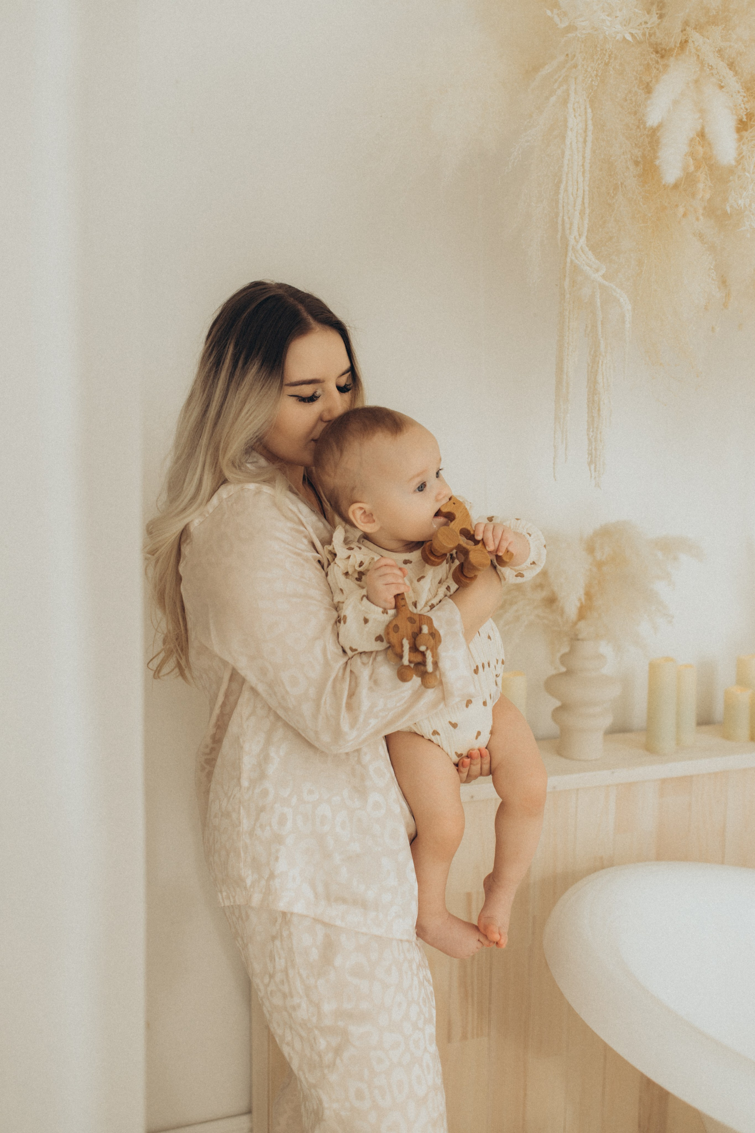 Мама Настя и милашка Ксю. Свадебный и семейный фотограф в Белгороде Евгения Курочкина