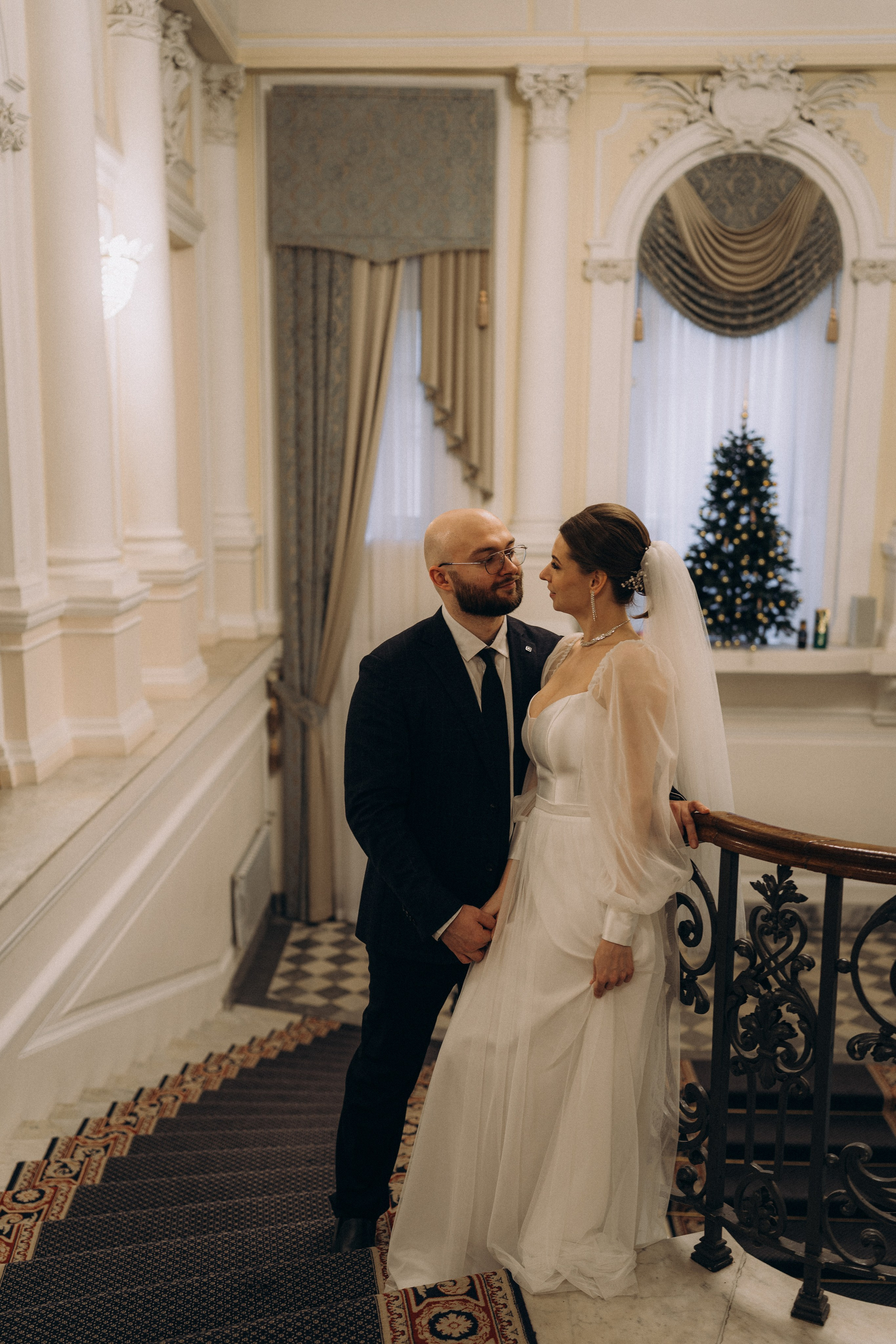 СВАДЕБНАЯ СЬЕМКА ВО ВТОРОМ ДВОРЦЕ (ДЕКАБРЬ) ТАКЖЕ СЬЕМКА В СТУДИИ НА ЧЕРНЫШЕВСКОЙ. Профессиональный фотограф, Санкт-Петербург — Виктория Богомолова