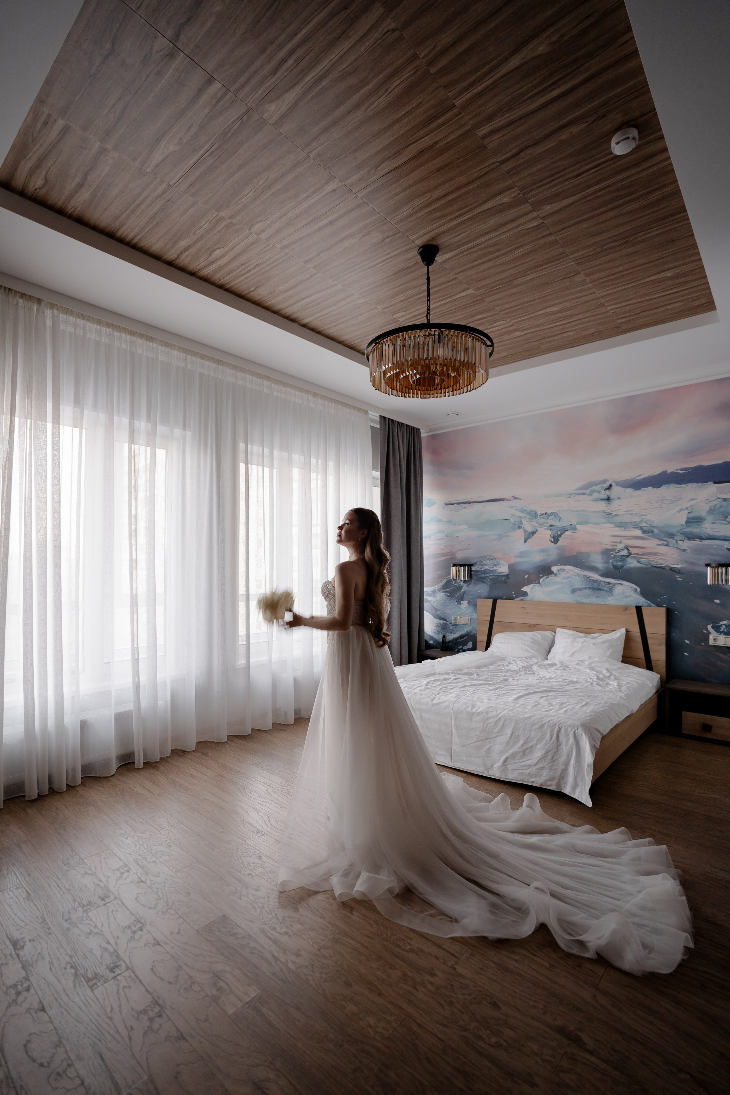 СВАДЕБНАЯ СЬЕМКА СБОРОВ В ОТЕЛЕ И ВЫЕЗД НА ЦЕРЕМОНИЮ (СНЯТО В СИБИРЕ В НИЖНЕВАРТОВСКЕ)М. Профессиональный фотограф, Санкт-Петербург — Виктория Богомолова