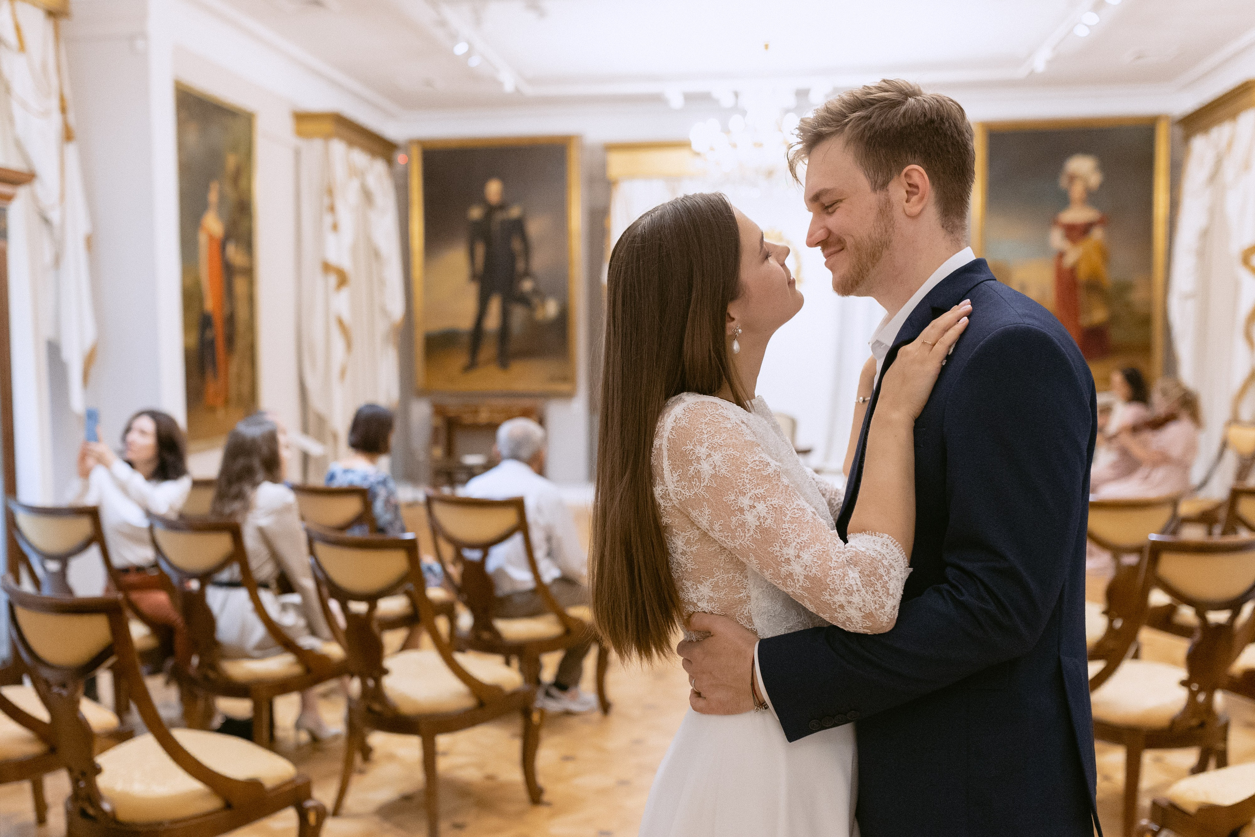 Свадебная фотосессия в Коломенском. Дворец царя Алексея Михайловича. Свадебный фотограф в Москве Мария Крош