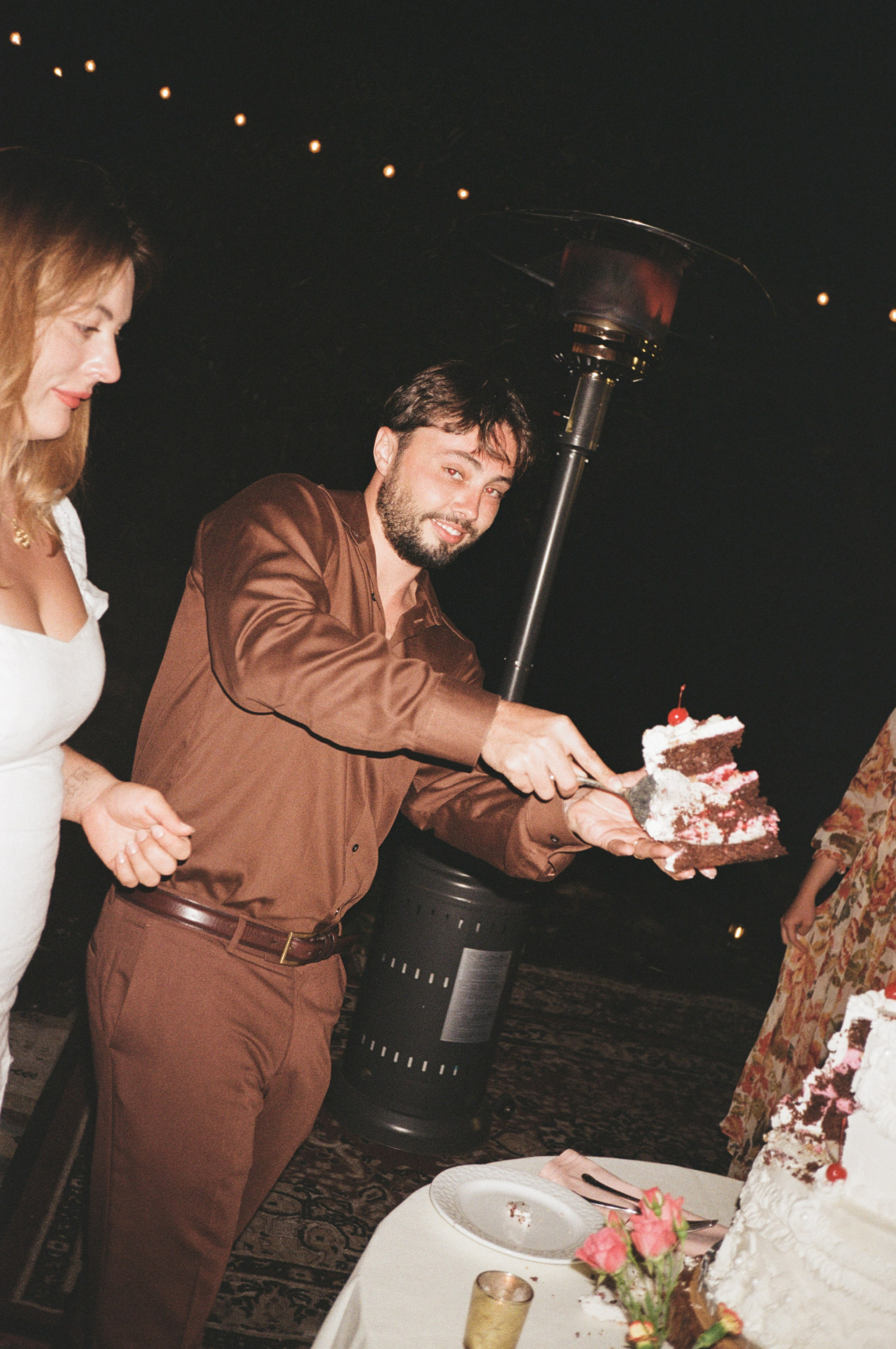 Weddings. Film photographer in Los Angeles Anastasiya Pankova