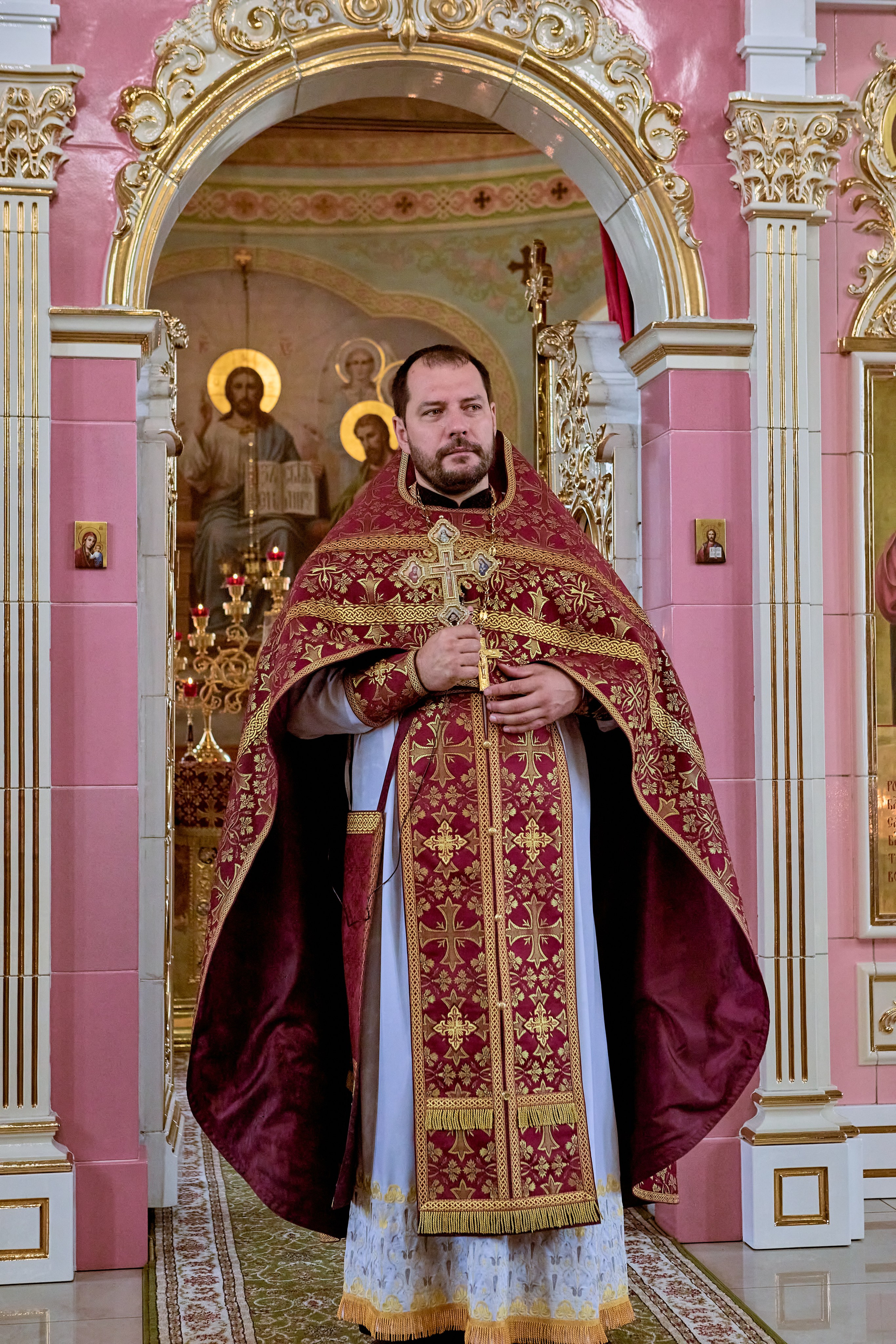 Фотографии с праздника Изнесение Честны́х Древ Животворящего Креста Господня