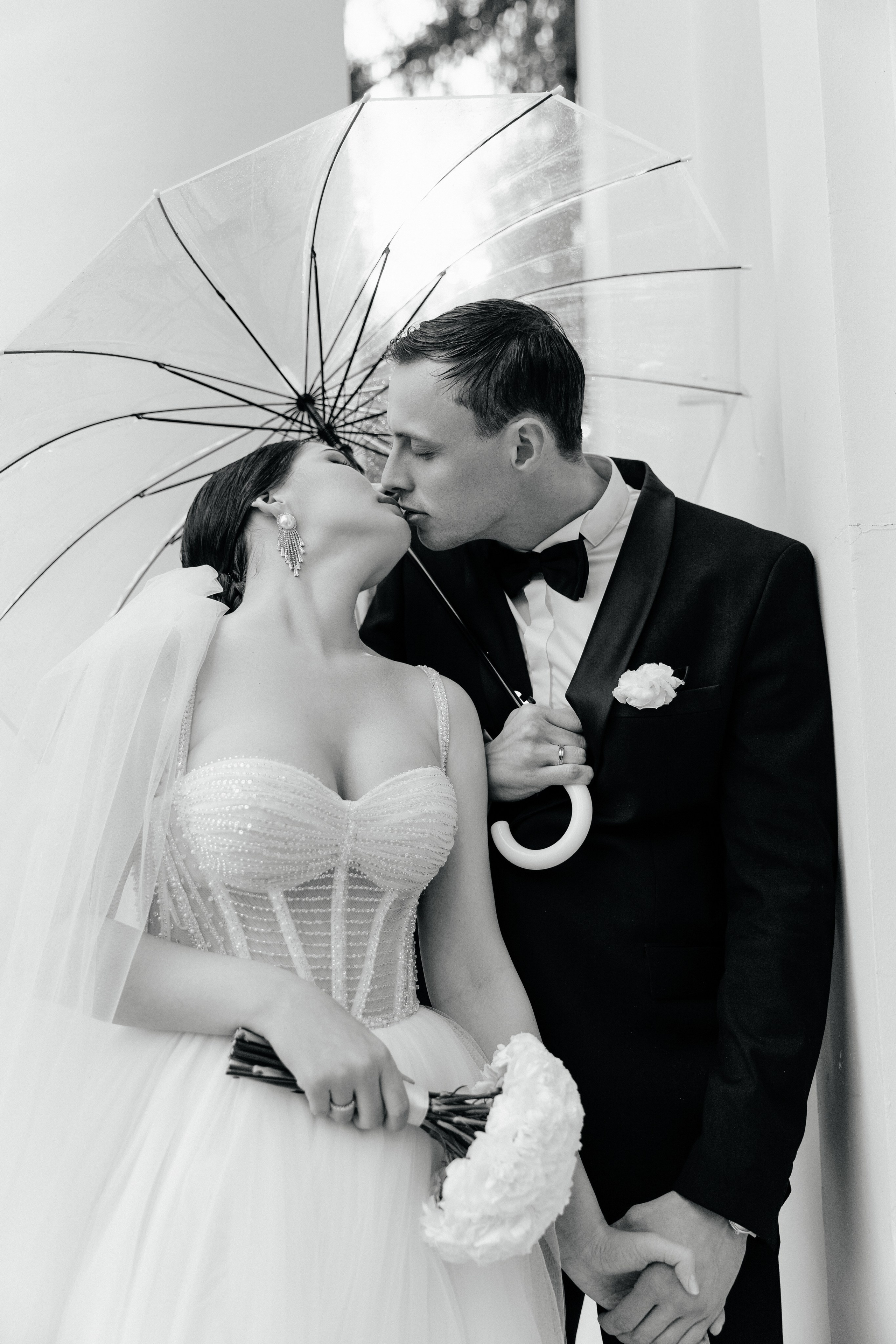 Свадебная фотосъемка росписи и свадебная фотосессия в Архангельском. Свадебный фотограф в Москве Полина Лелетко