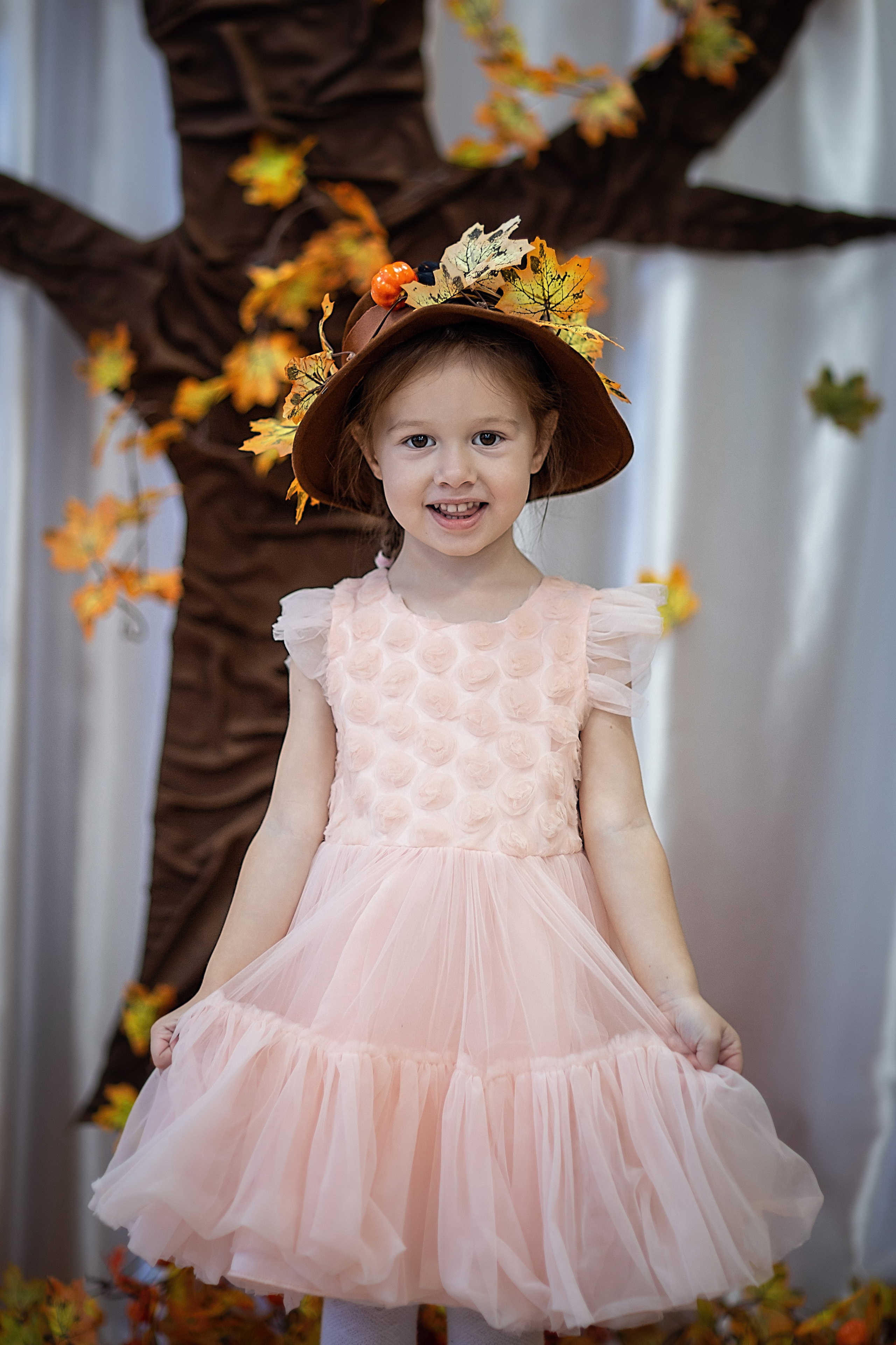 Волшебный зонтик осени_2023 год. Семейный фотограф в Санкт-Петербурге