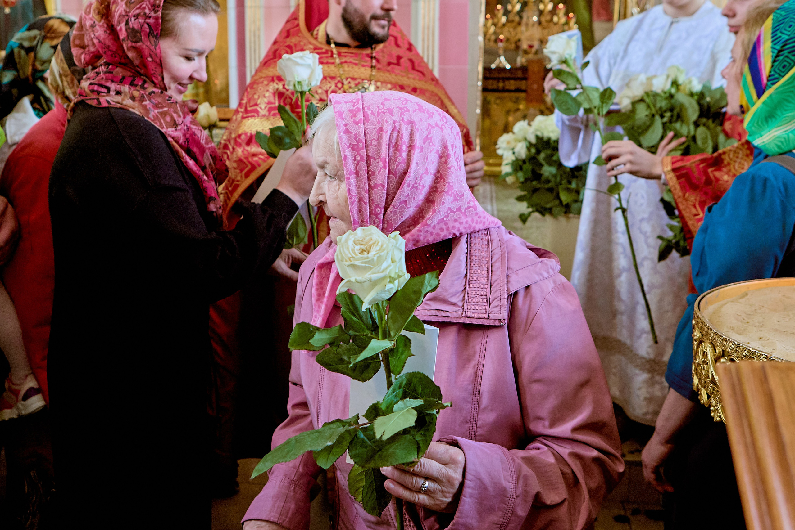 Фотографии Литургии в Праздник Святых Жен Мироносиц